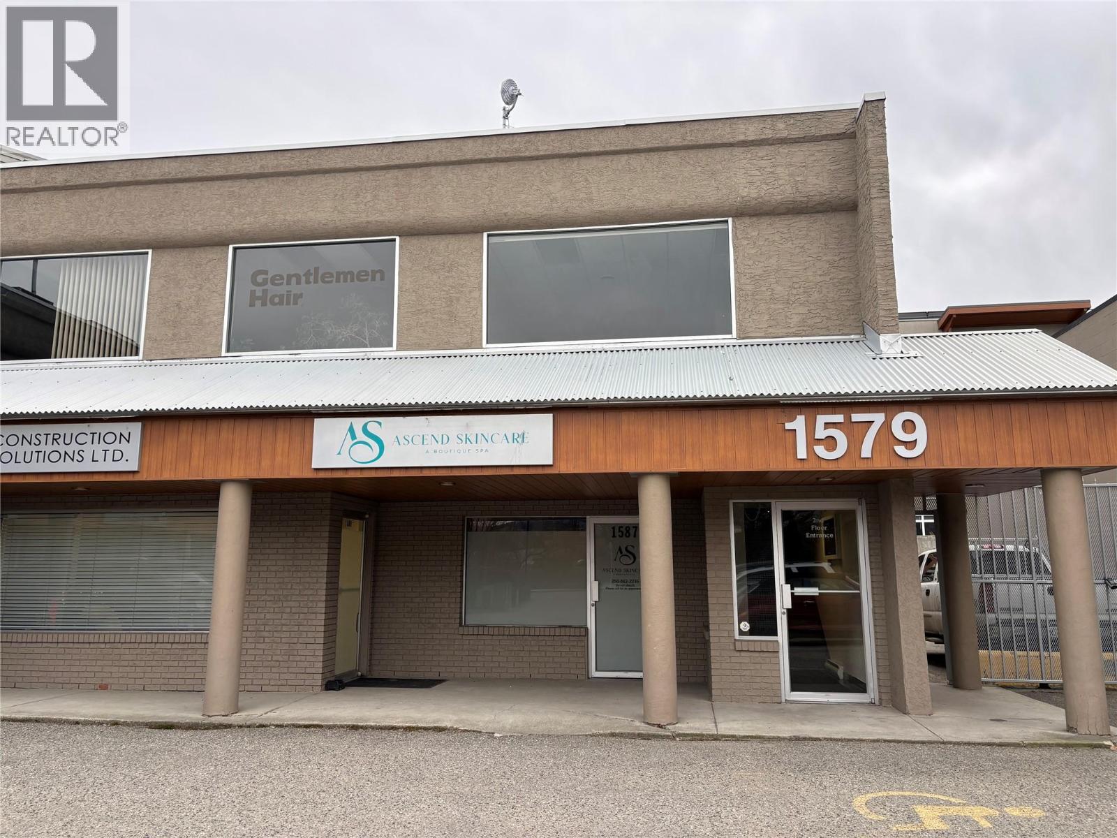 1579 Sutherland Avenue Unit# 204 & 206