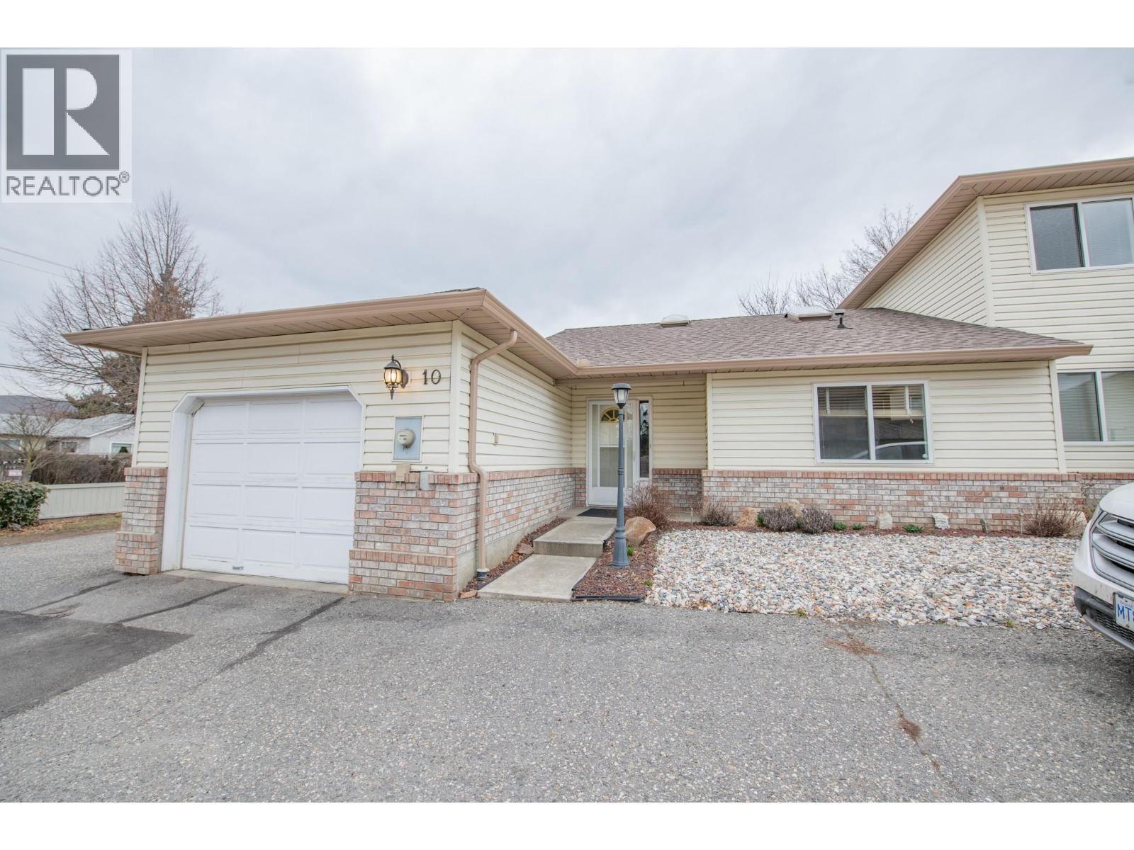 4409 20 Street Unit# 10