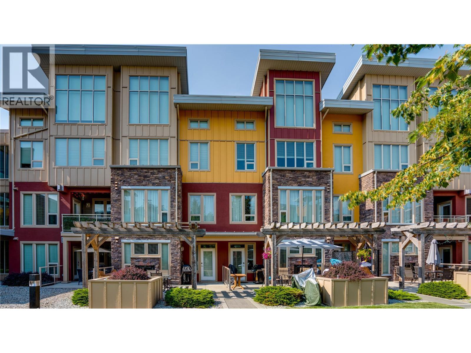 7343 Okanagan Landing Road Unit# 1124