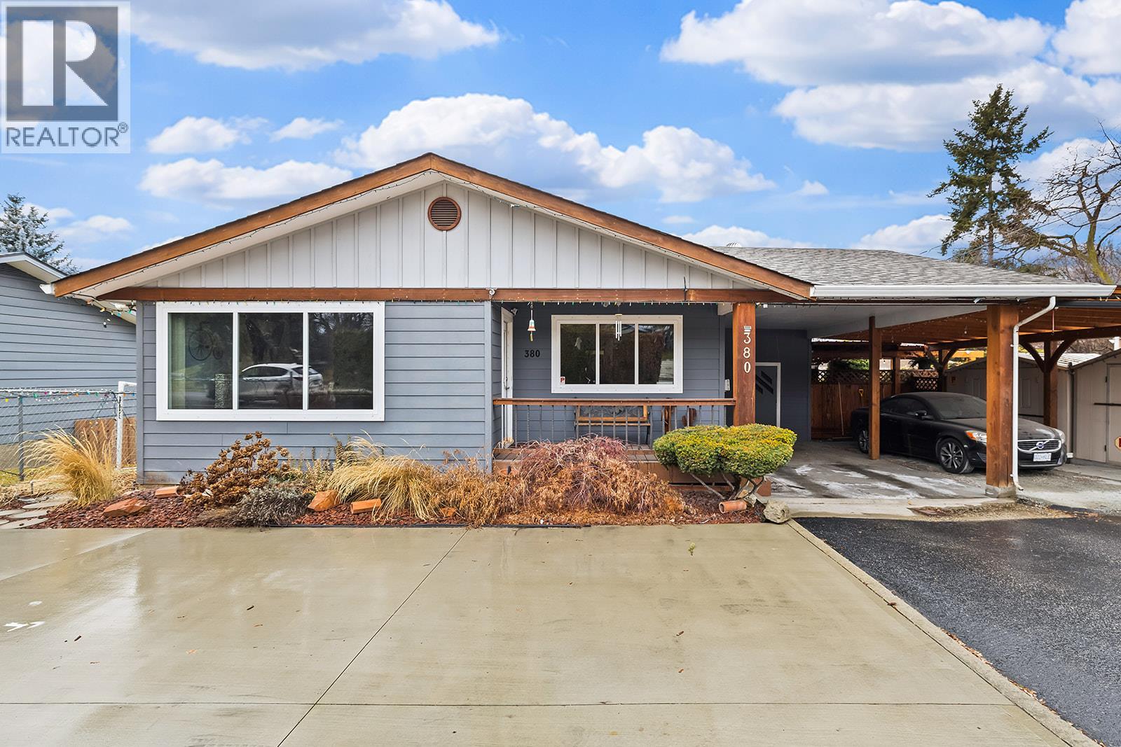 380 Hollywood Road S