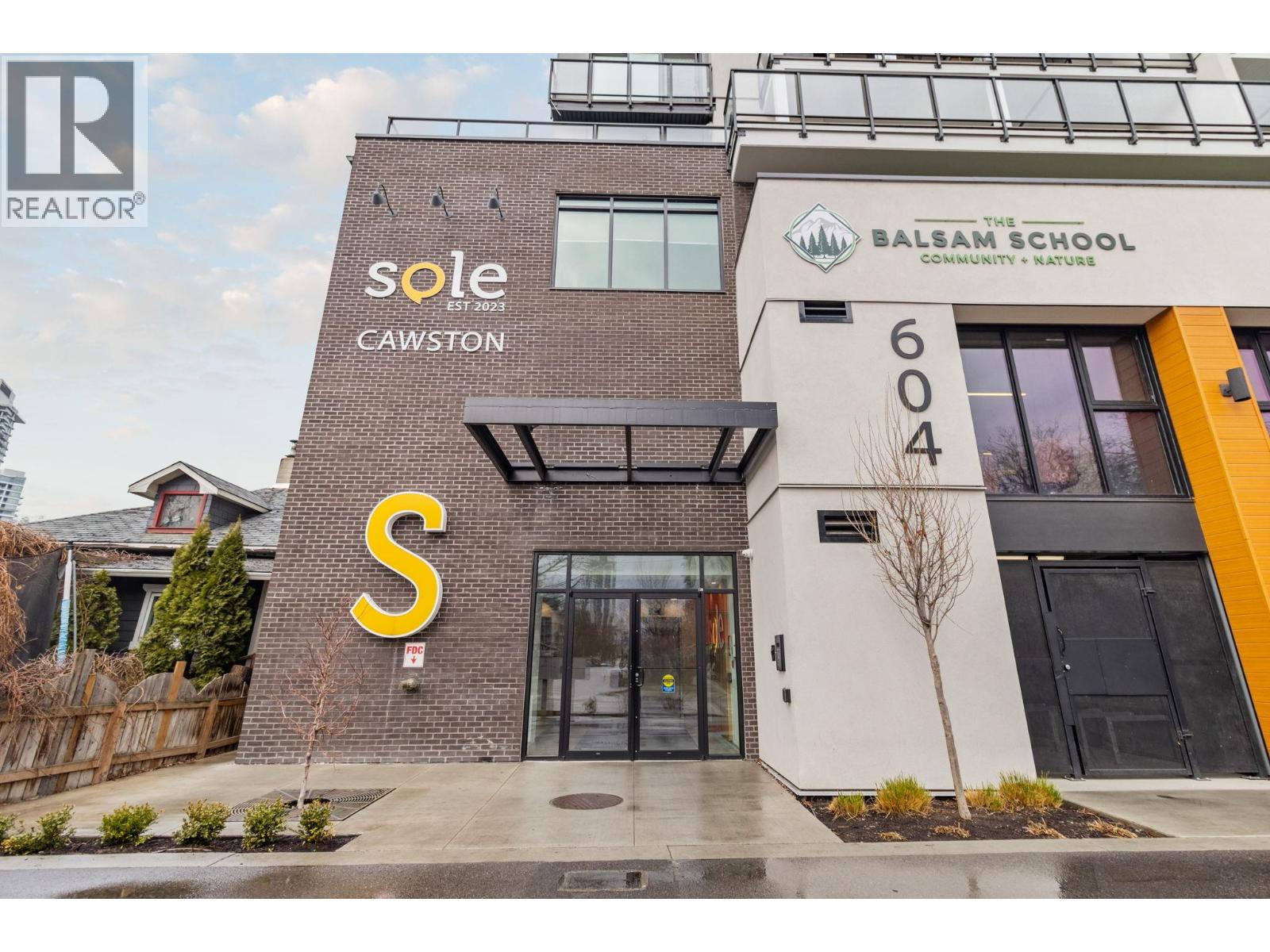 604 Cawston Avenue Unit# 404