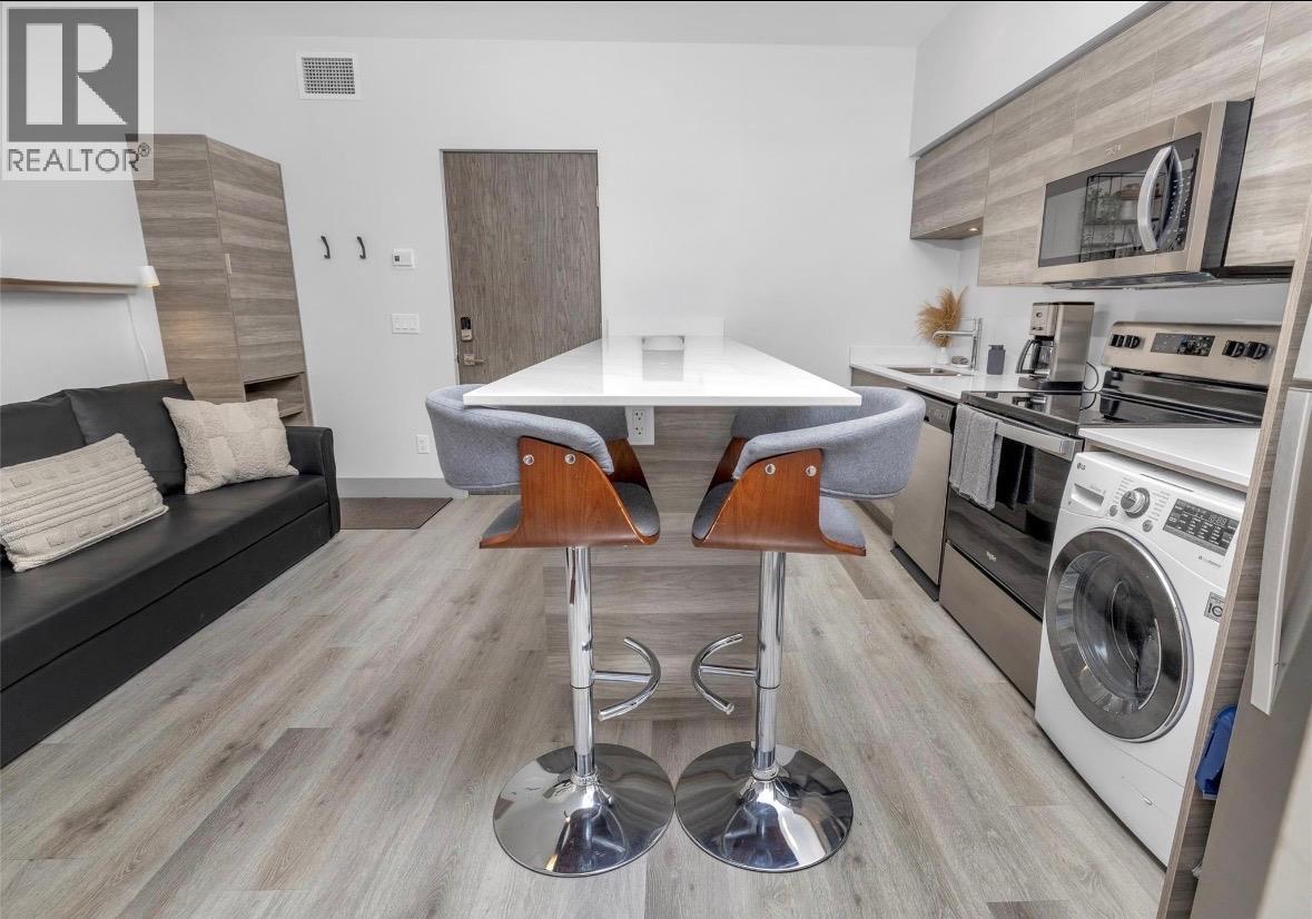 2555 Lakeshore Road Unit# 507