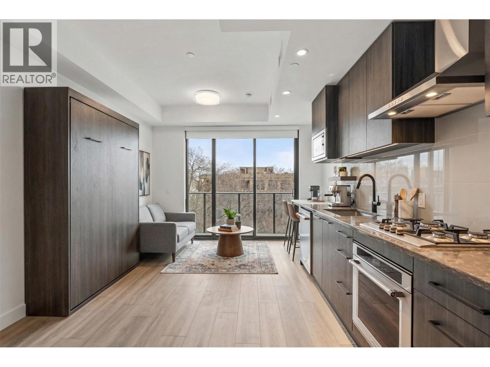 3051 Abbott Street Unit# 409