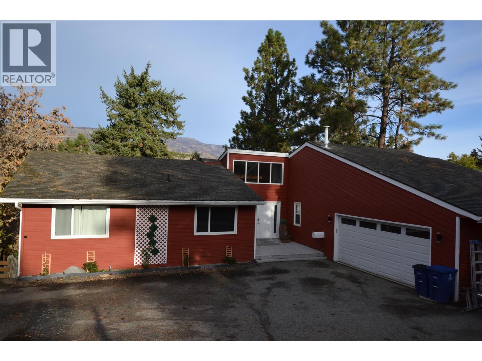 2172 Michelle Crescent