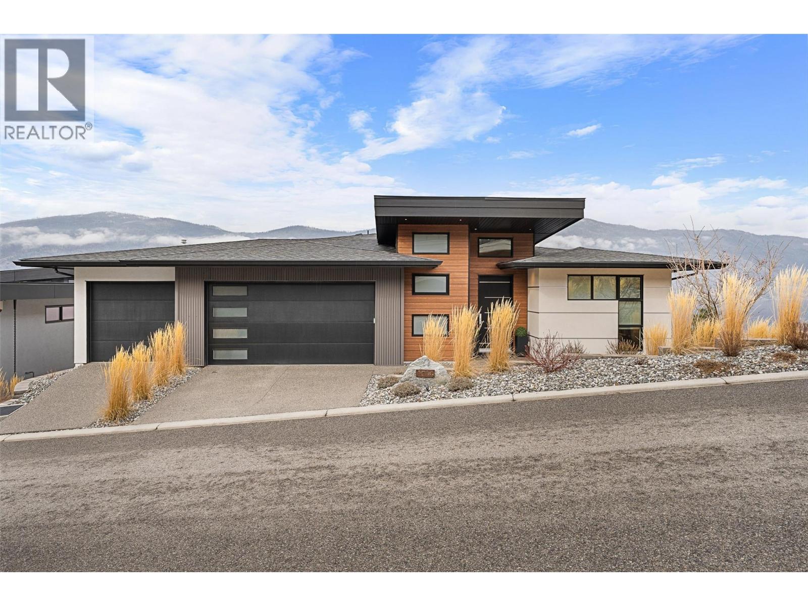 3596 Arrowroot Drive