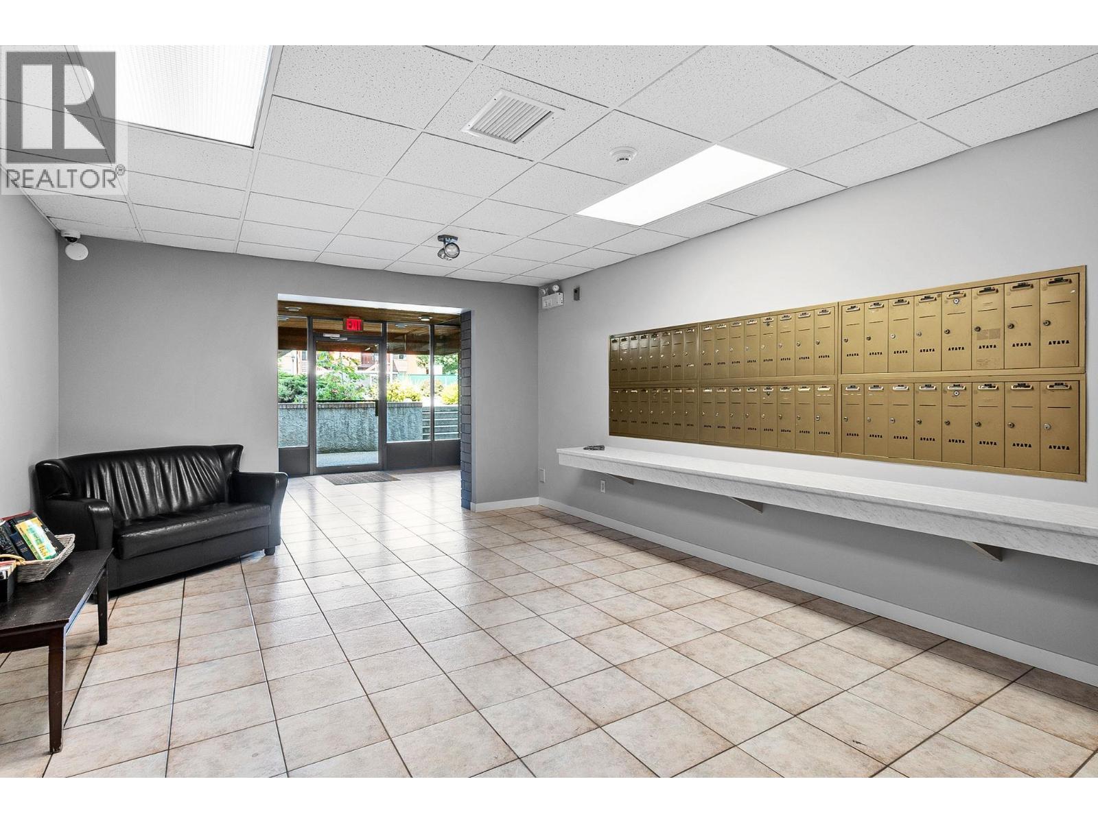 1685 Ufton Court Unit# 310