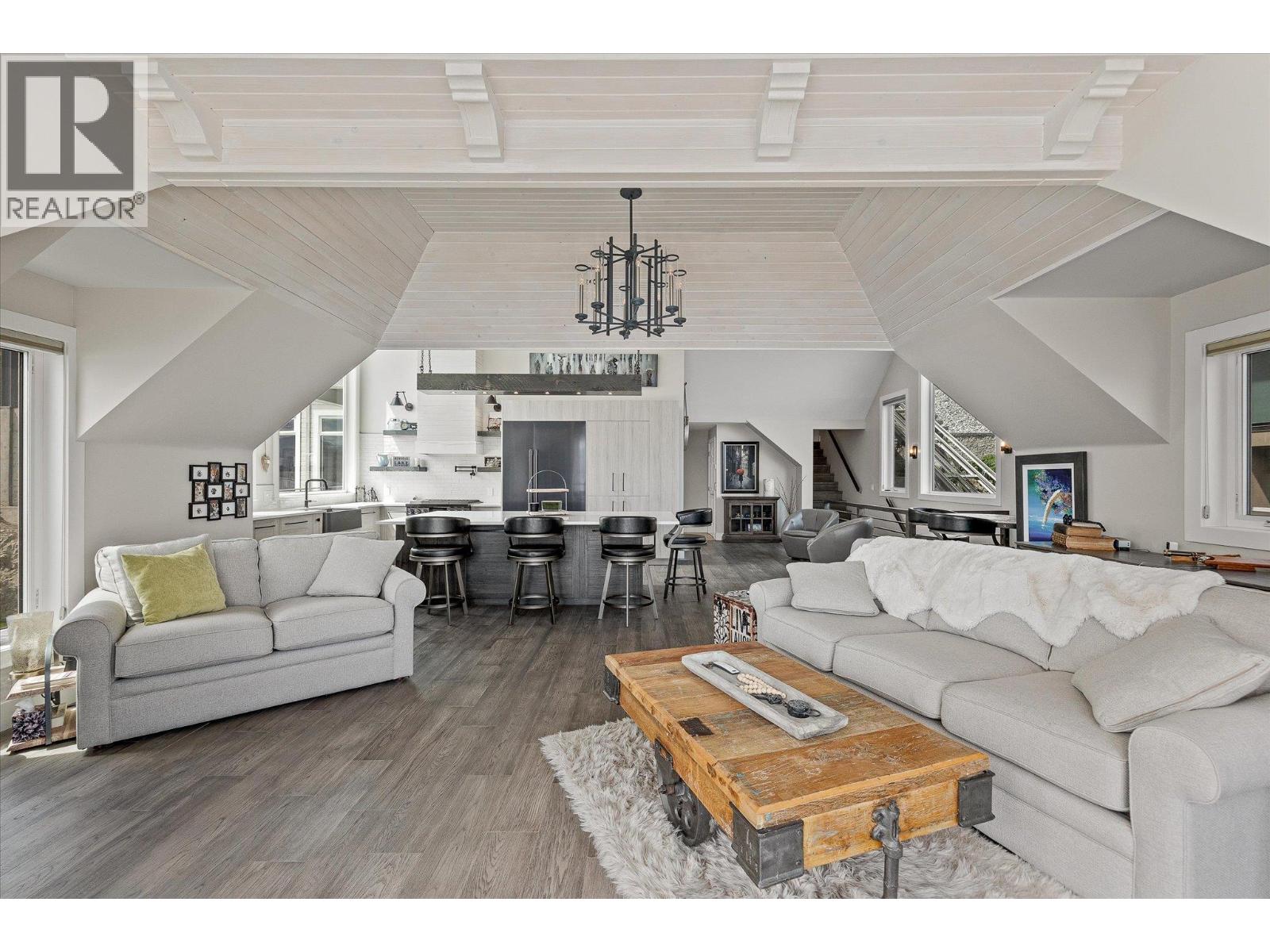 901 Westside Road S Unit# 22