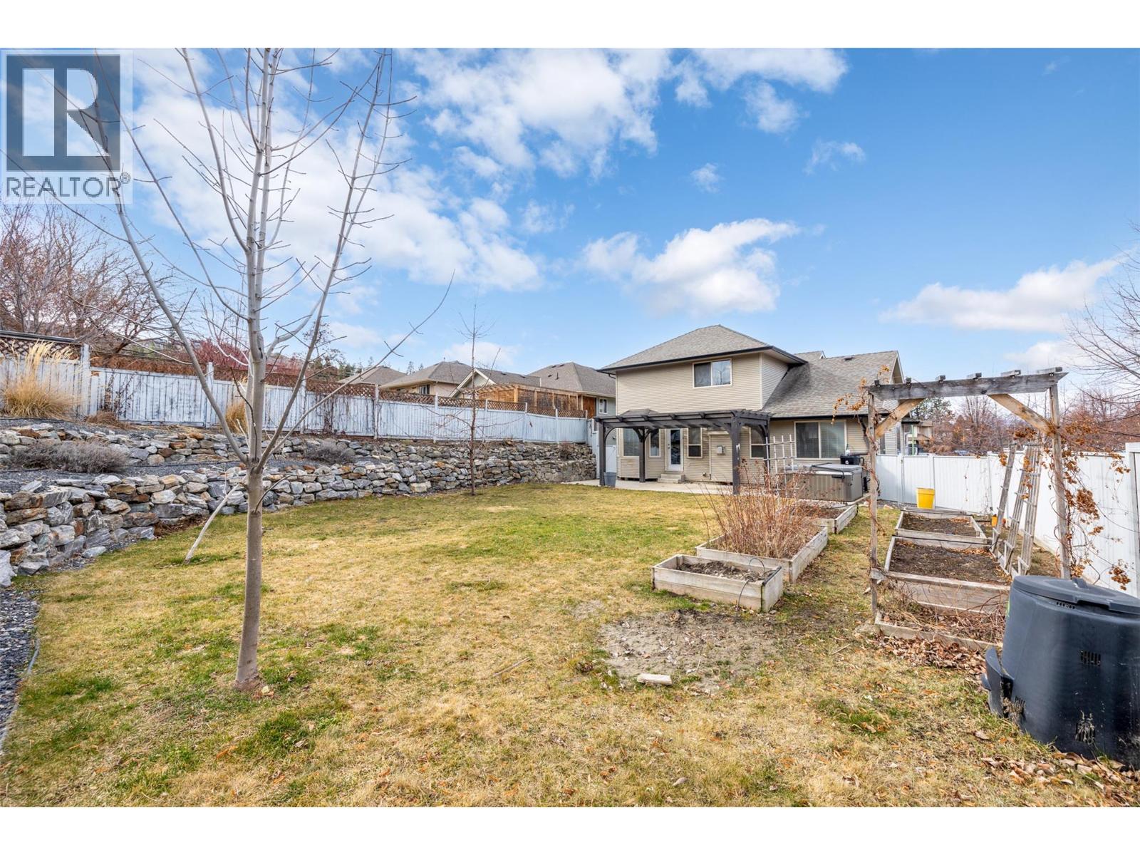 5095 Windsong Crescent