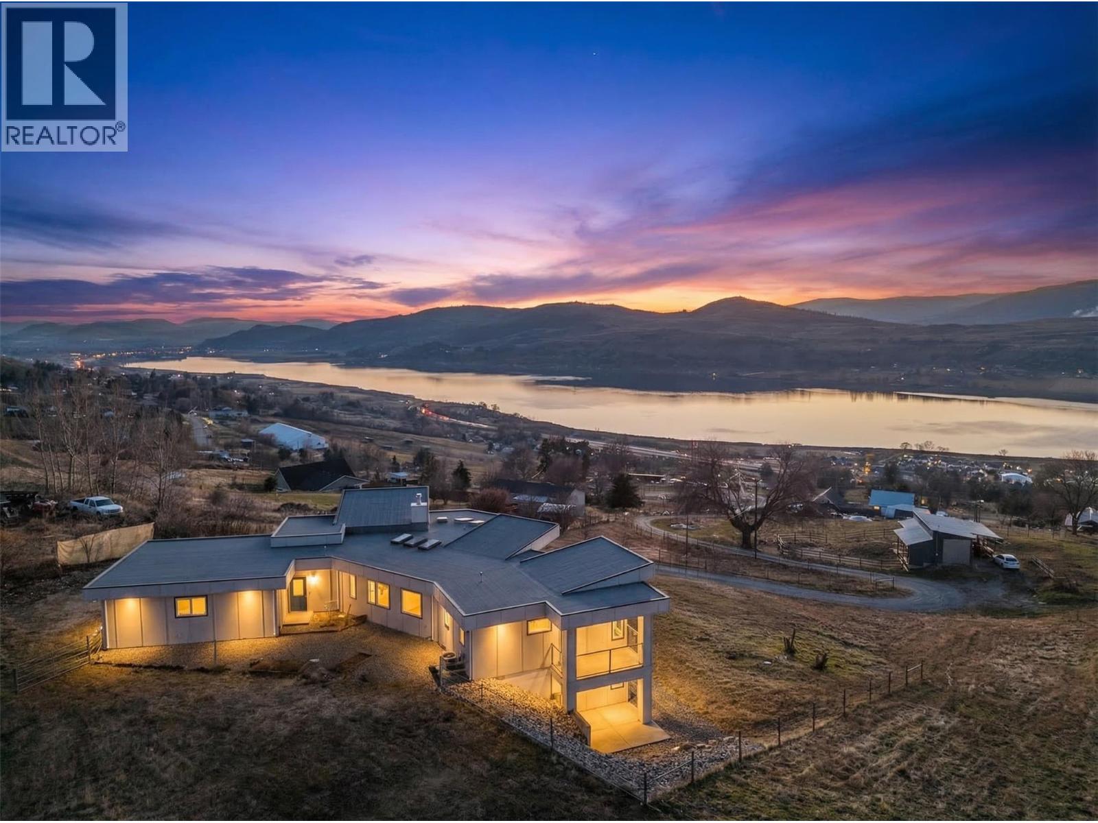 7697 Baker Hogg Road