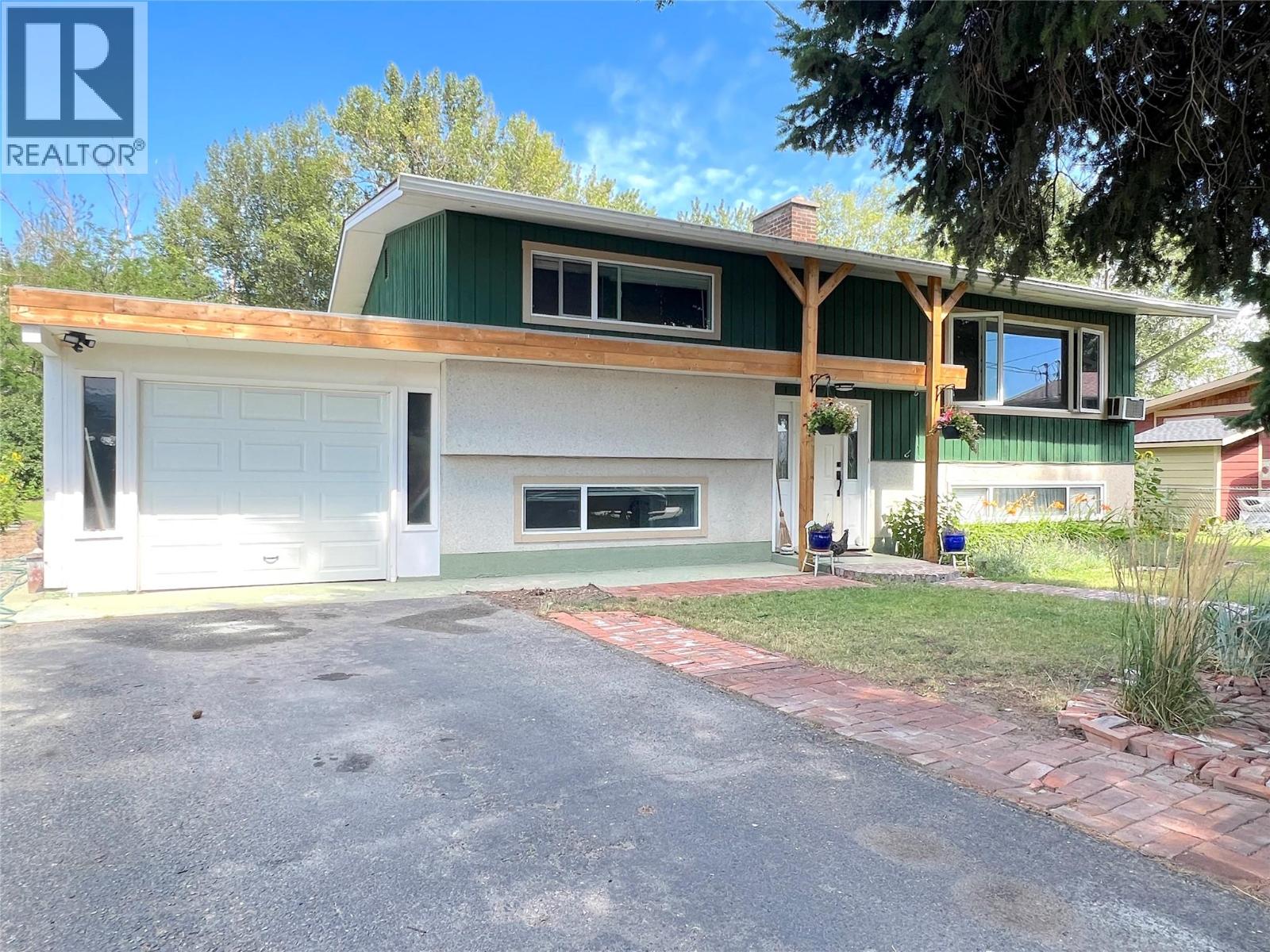 4030 San Clemente Avenue