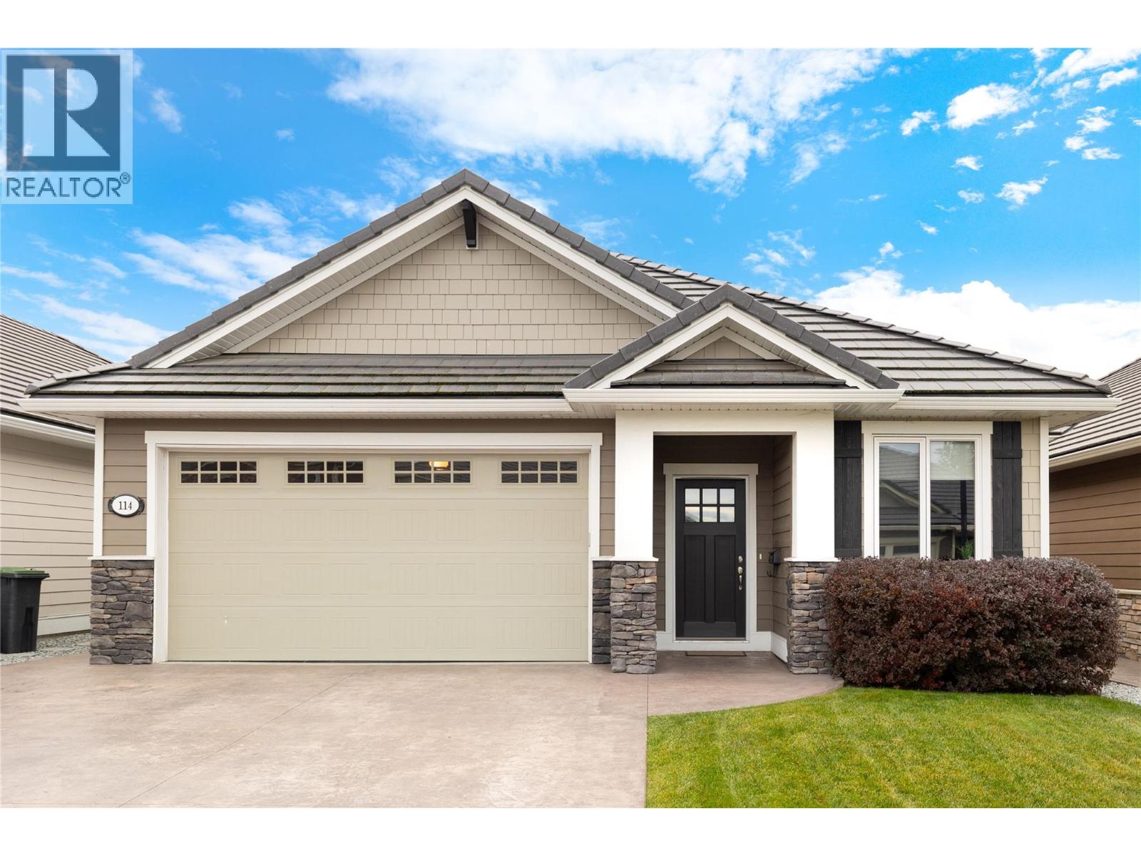 4450 Gordon Drive Unit# 114