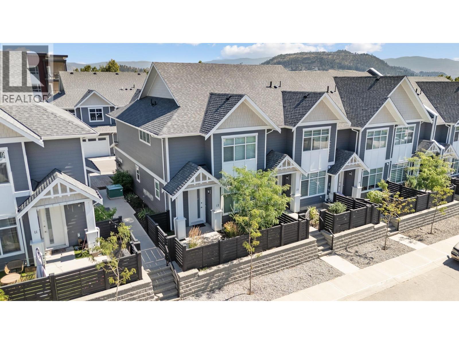 115 Wyndham Crescent Unit# 12