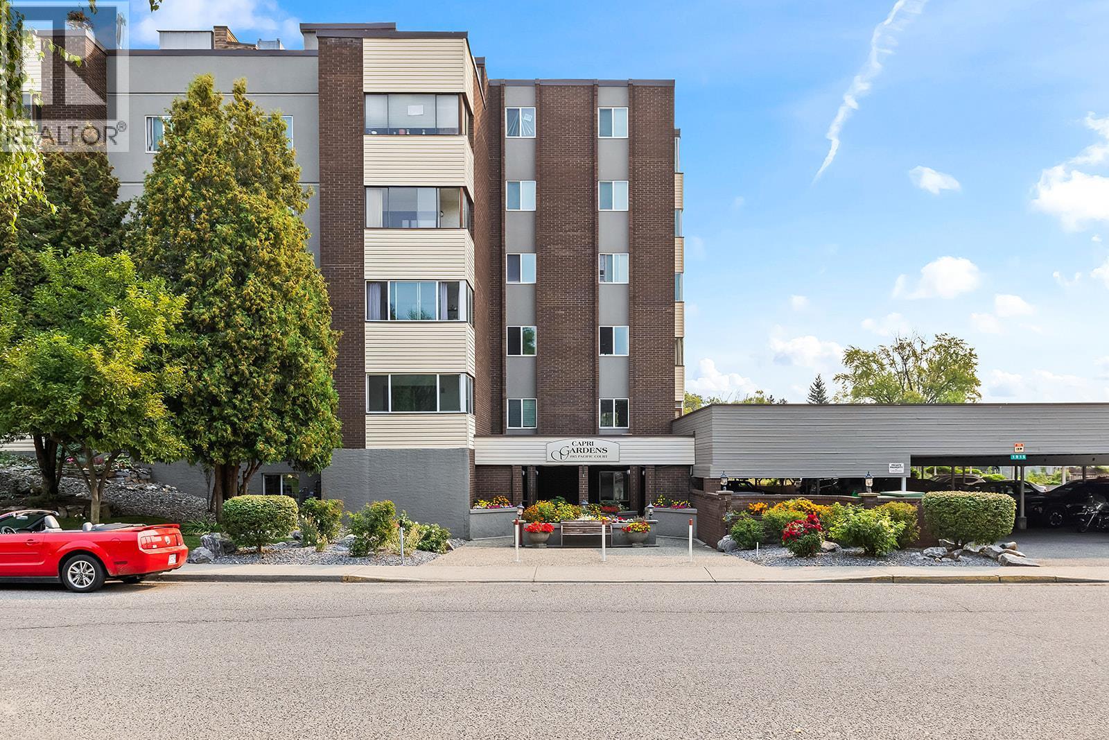 1915 Pacific Court Unit# 104