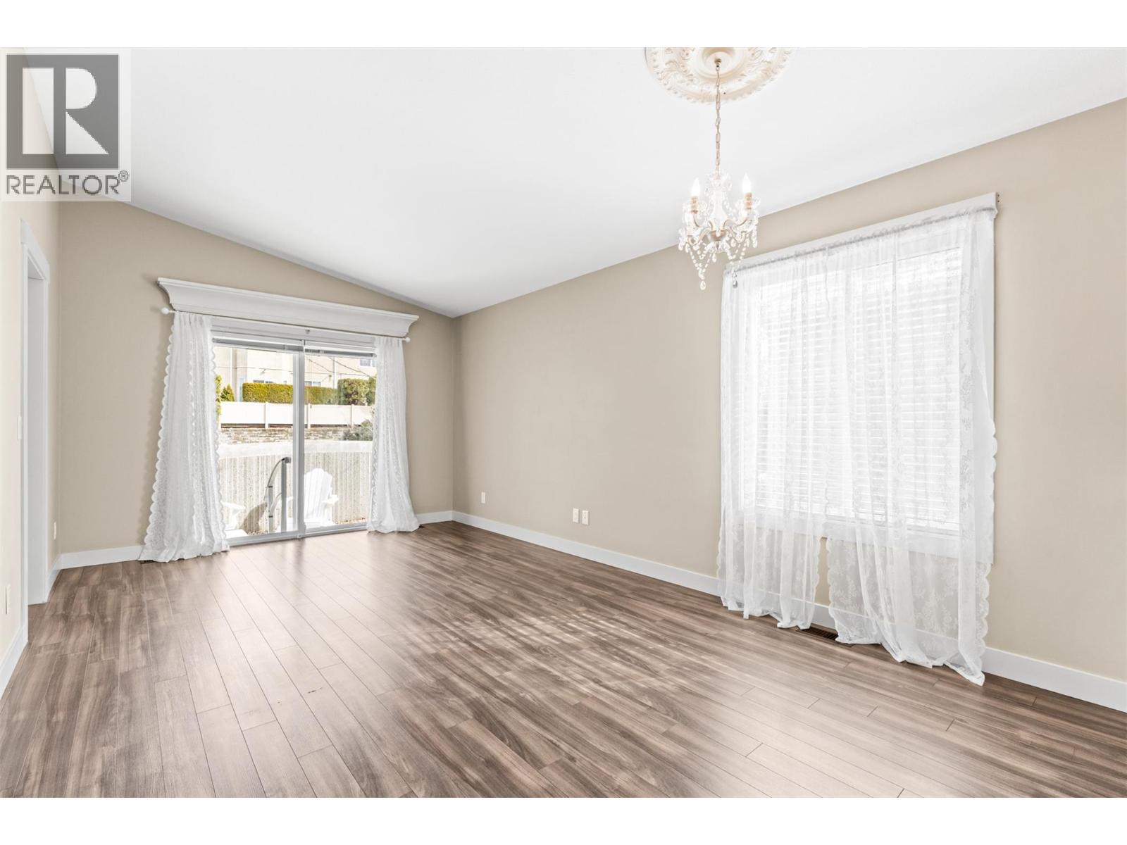 2100 55 Avenue Unit# 66