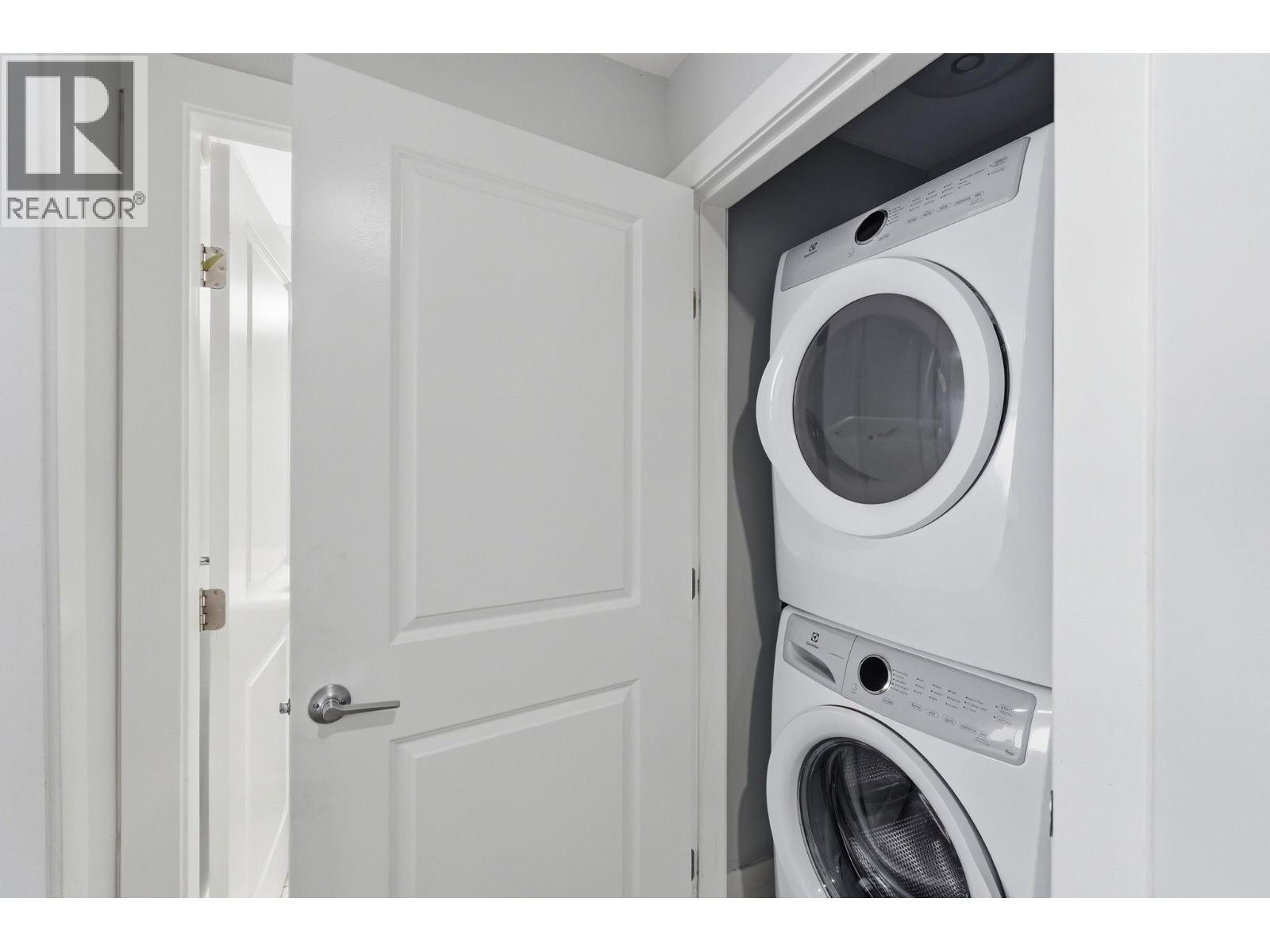 722 Coopland Crescent Unit# 2