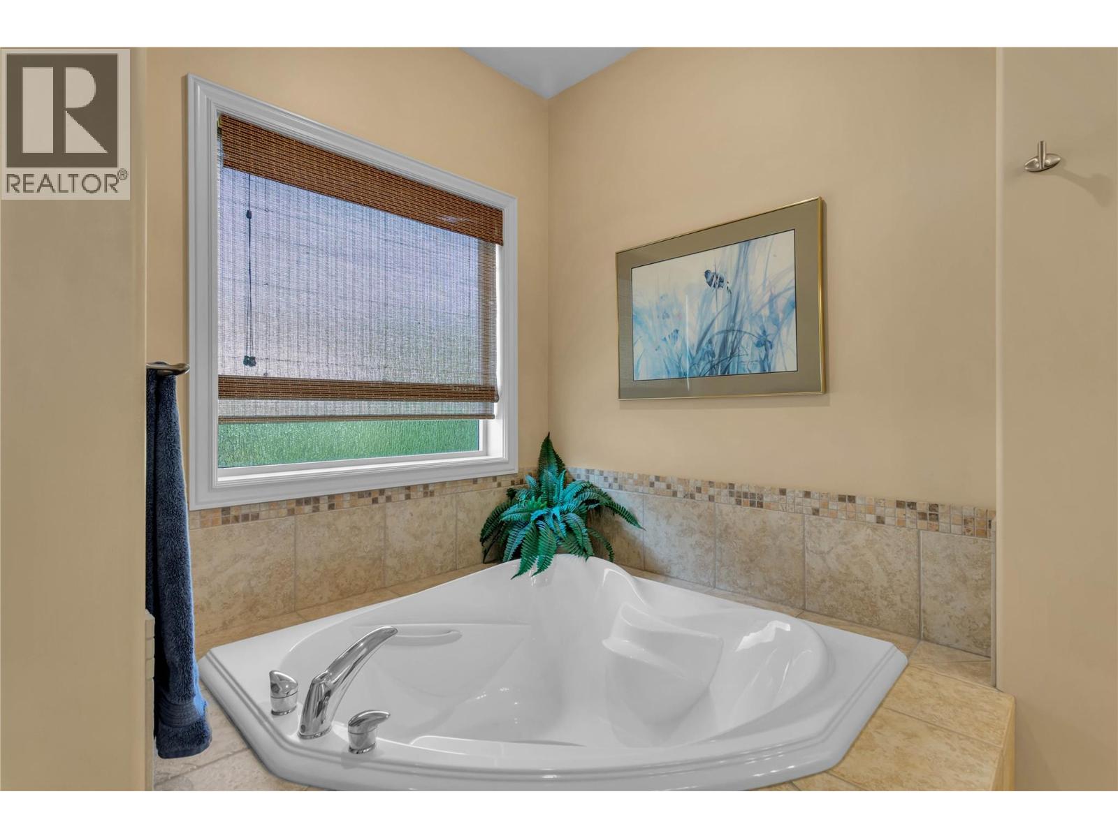 1108 ARBOR VIEW Drive