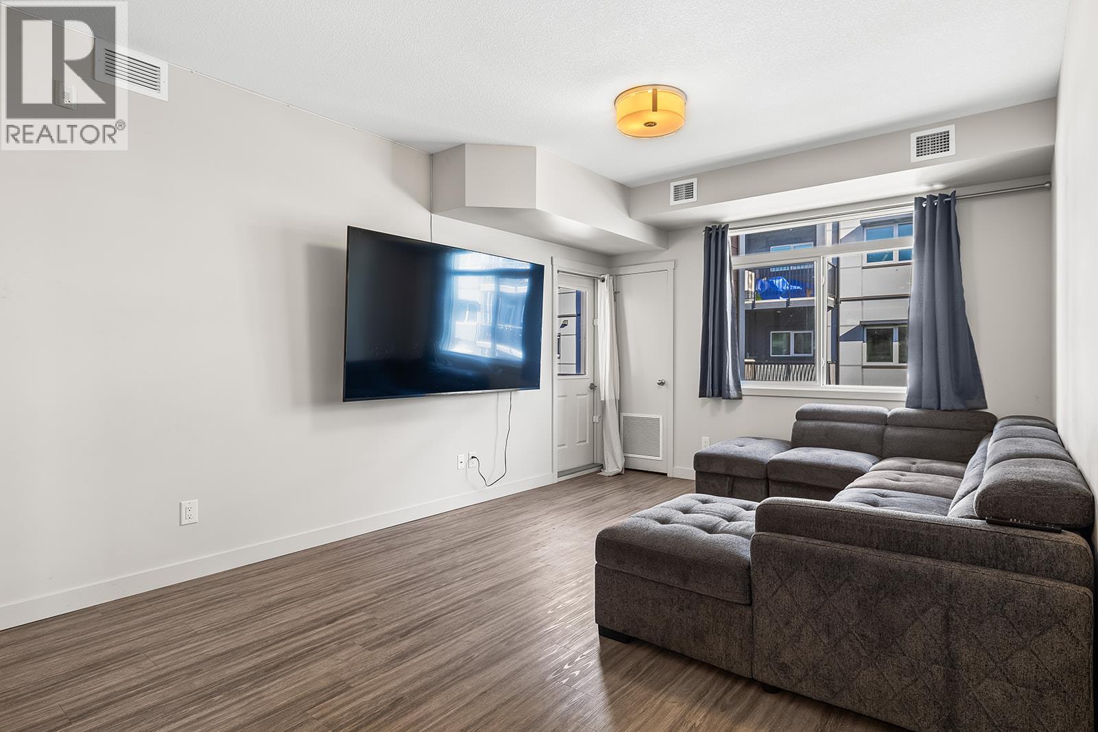 2250 Majoros Road Unit# 412