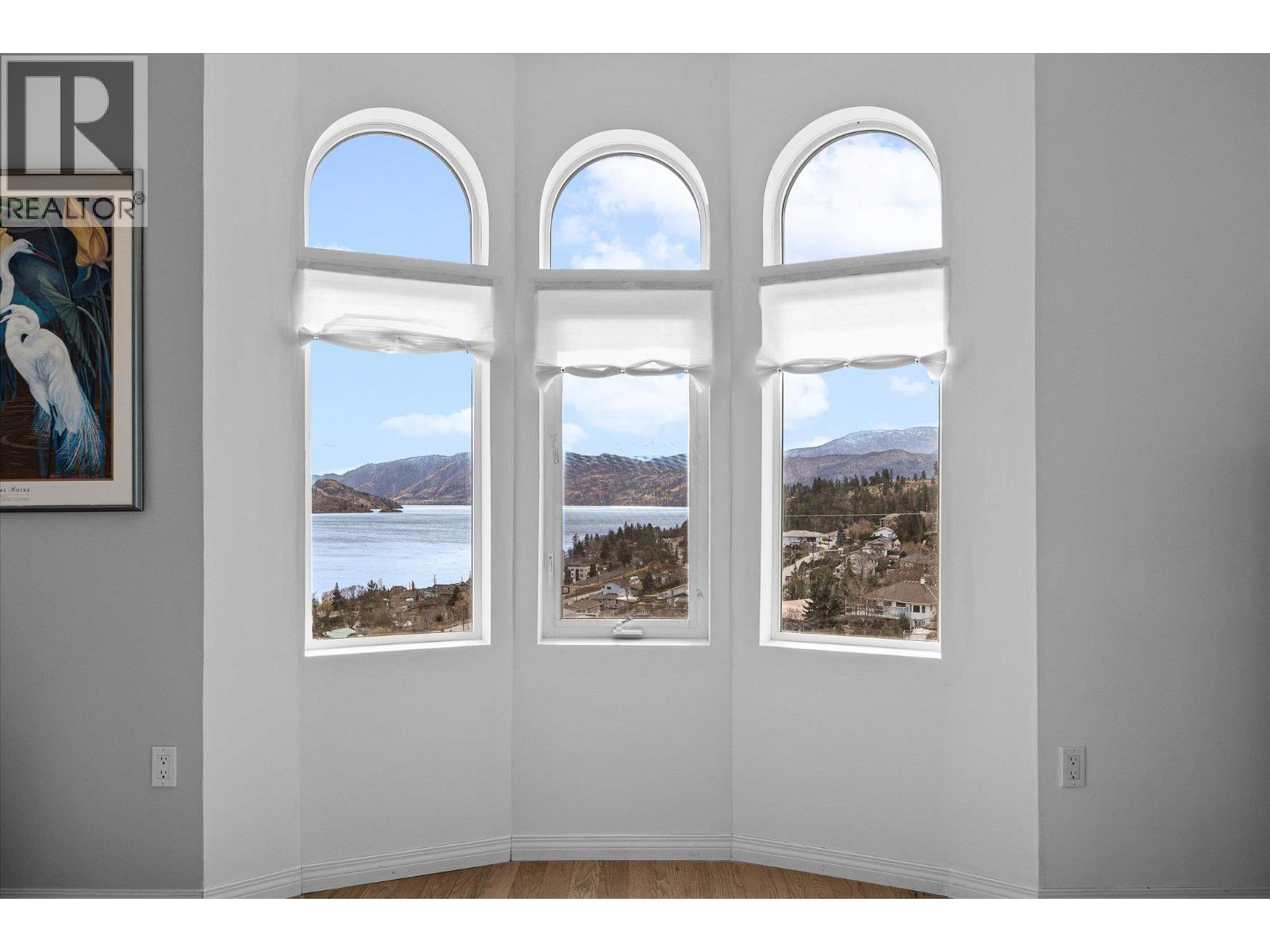 3765 Lornell Crescent