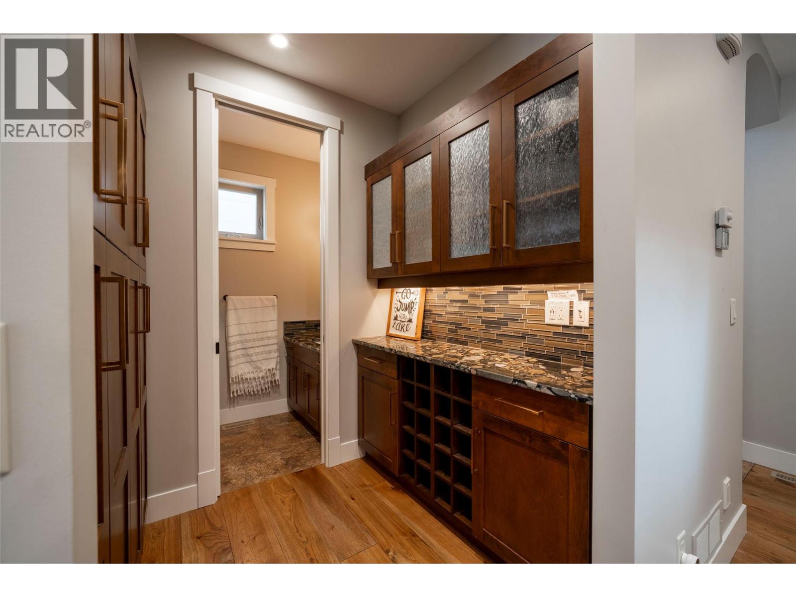 7373 Brooks Lane Unit# 4