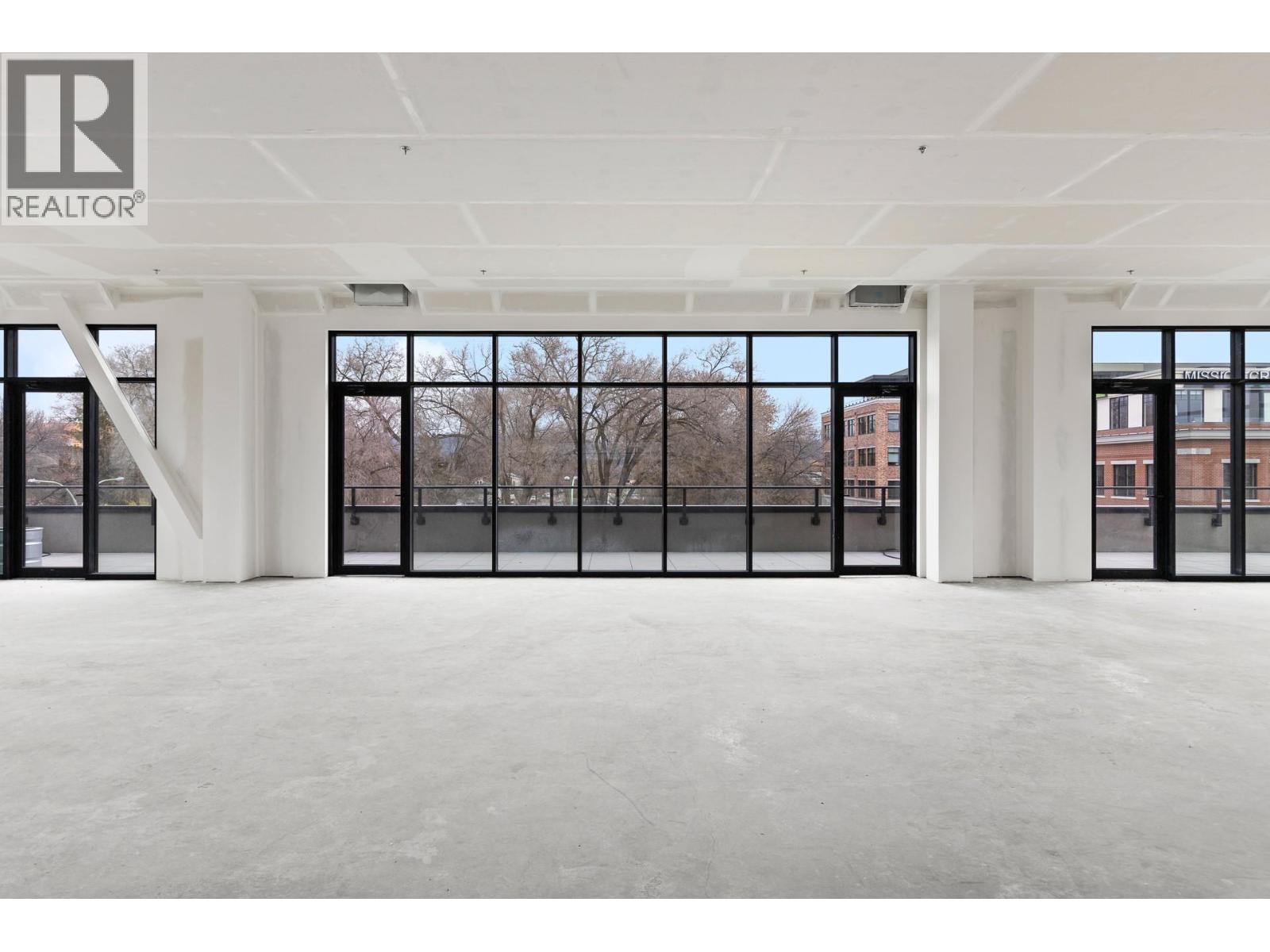 550 Osprey Avenue Unit# 3rd FL