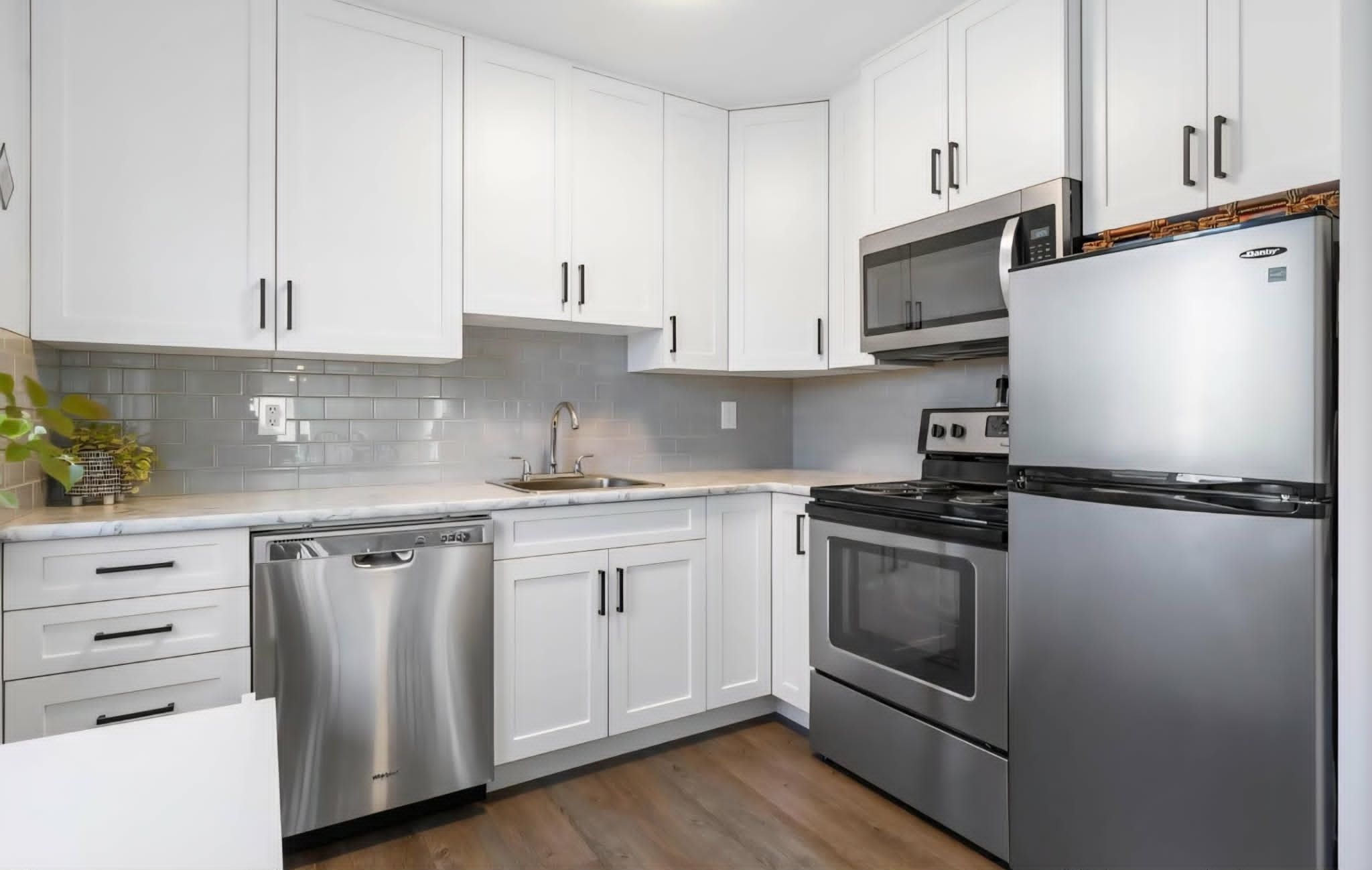 1 bed 1 bath ground floor condo