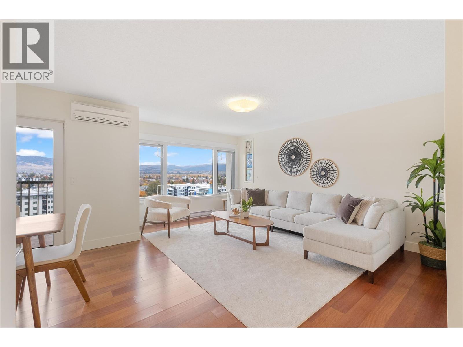 737 Leon Avenue Unit# 1206