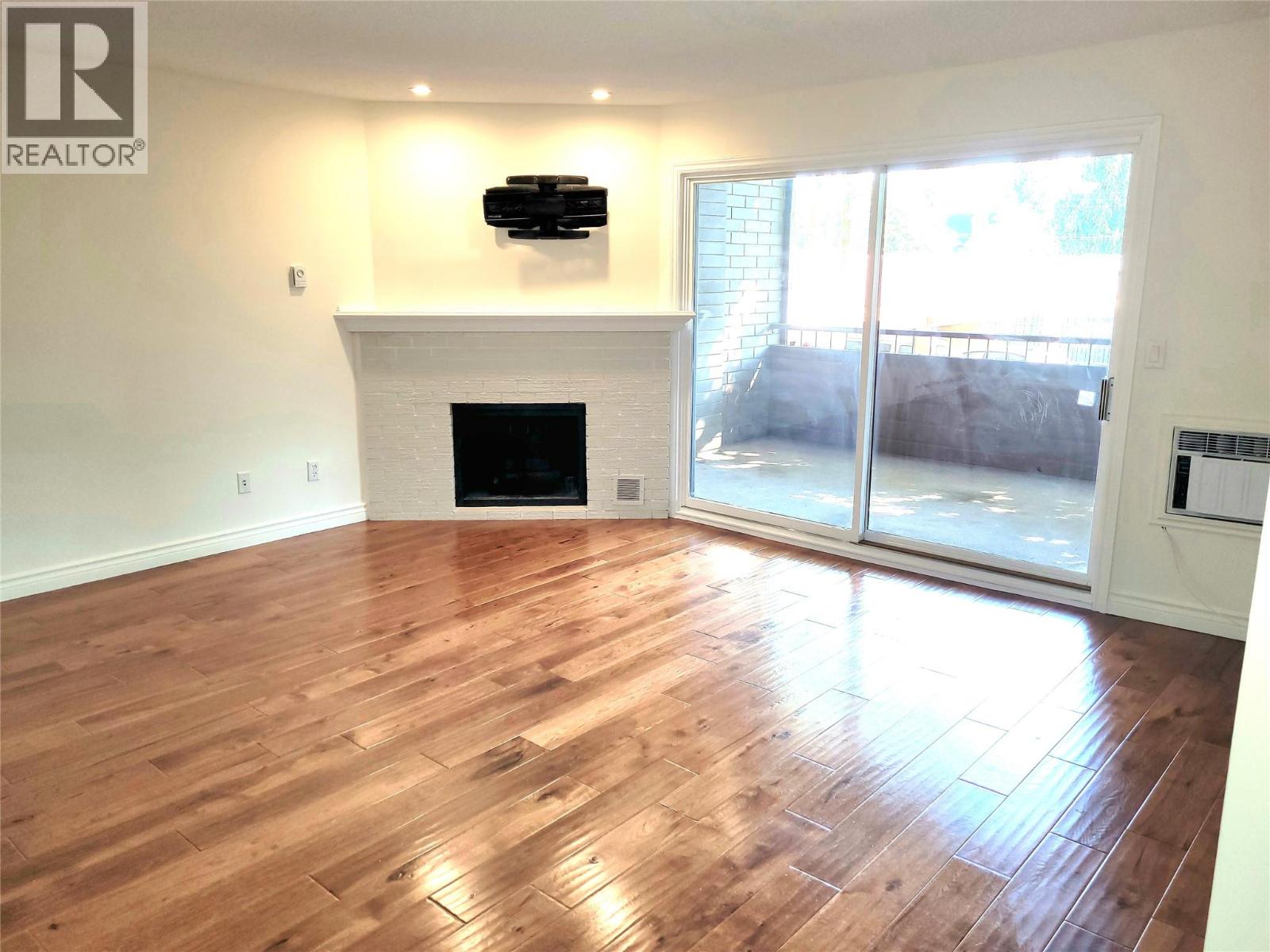983 Bernard Avenue Unit# 206