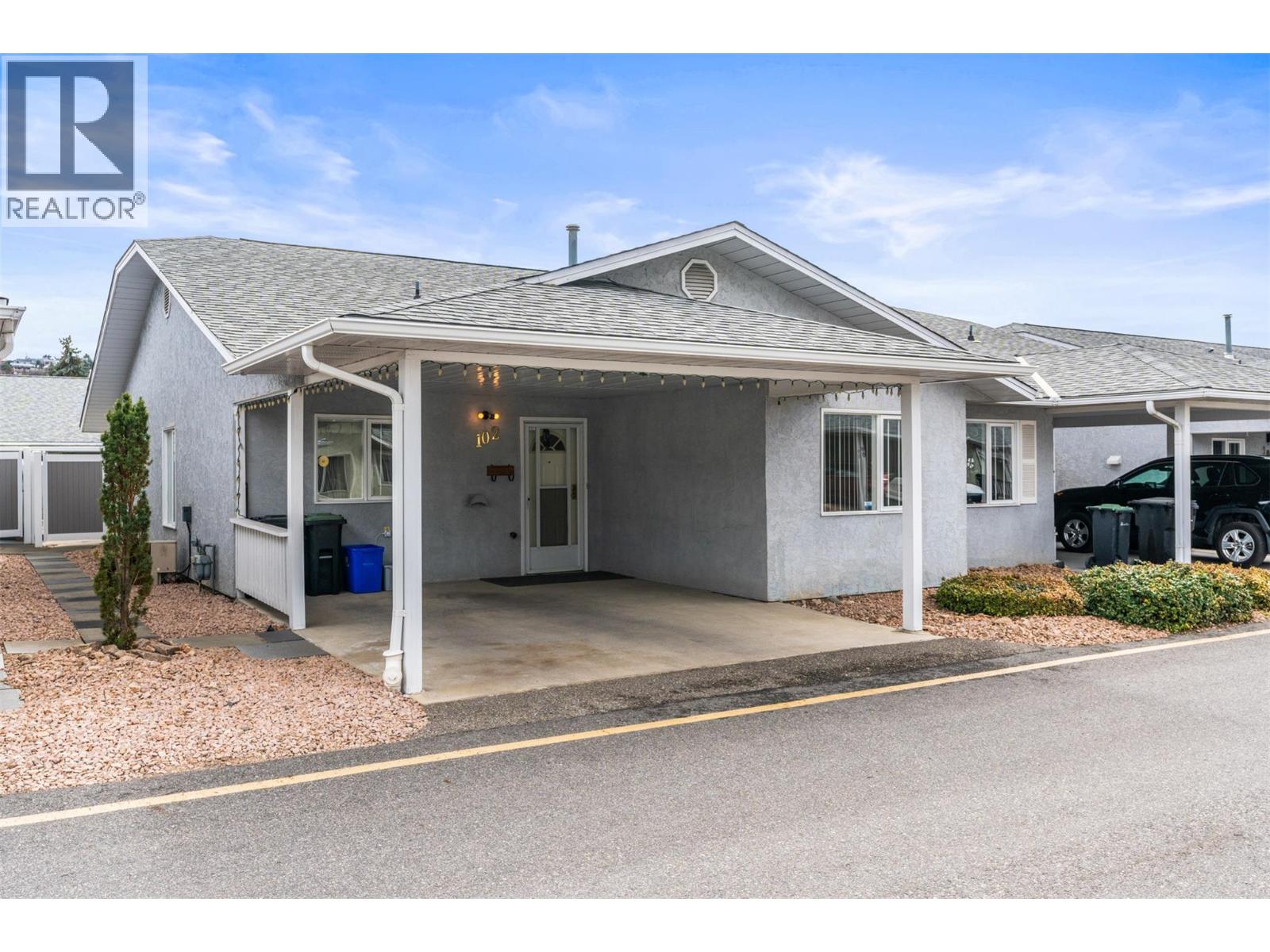 3900 27 Avenue Unit# 102