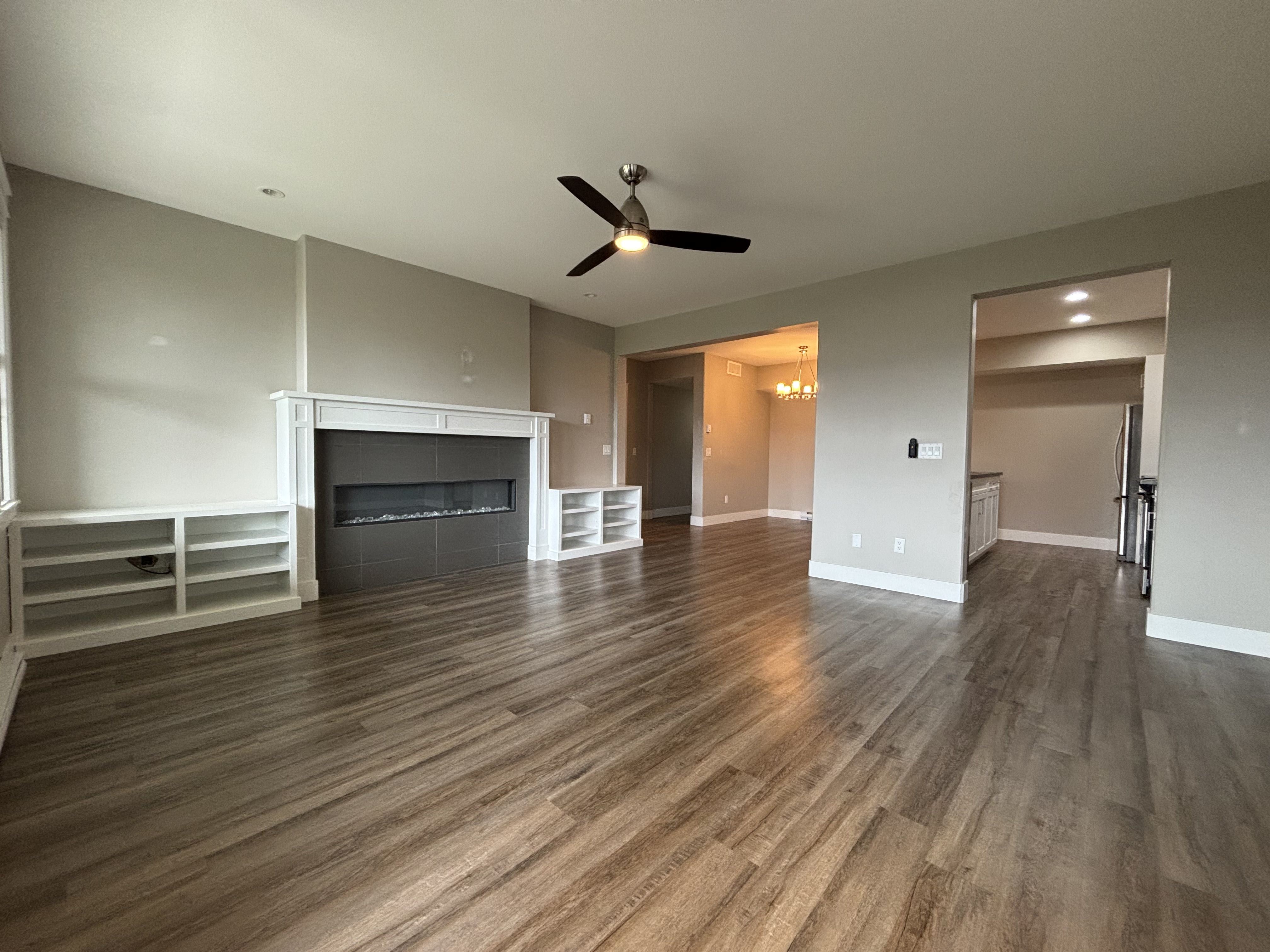 3 bed 2 bath walkout basement suite in Glenmore