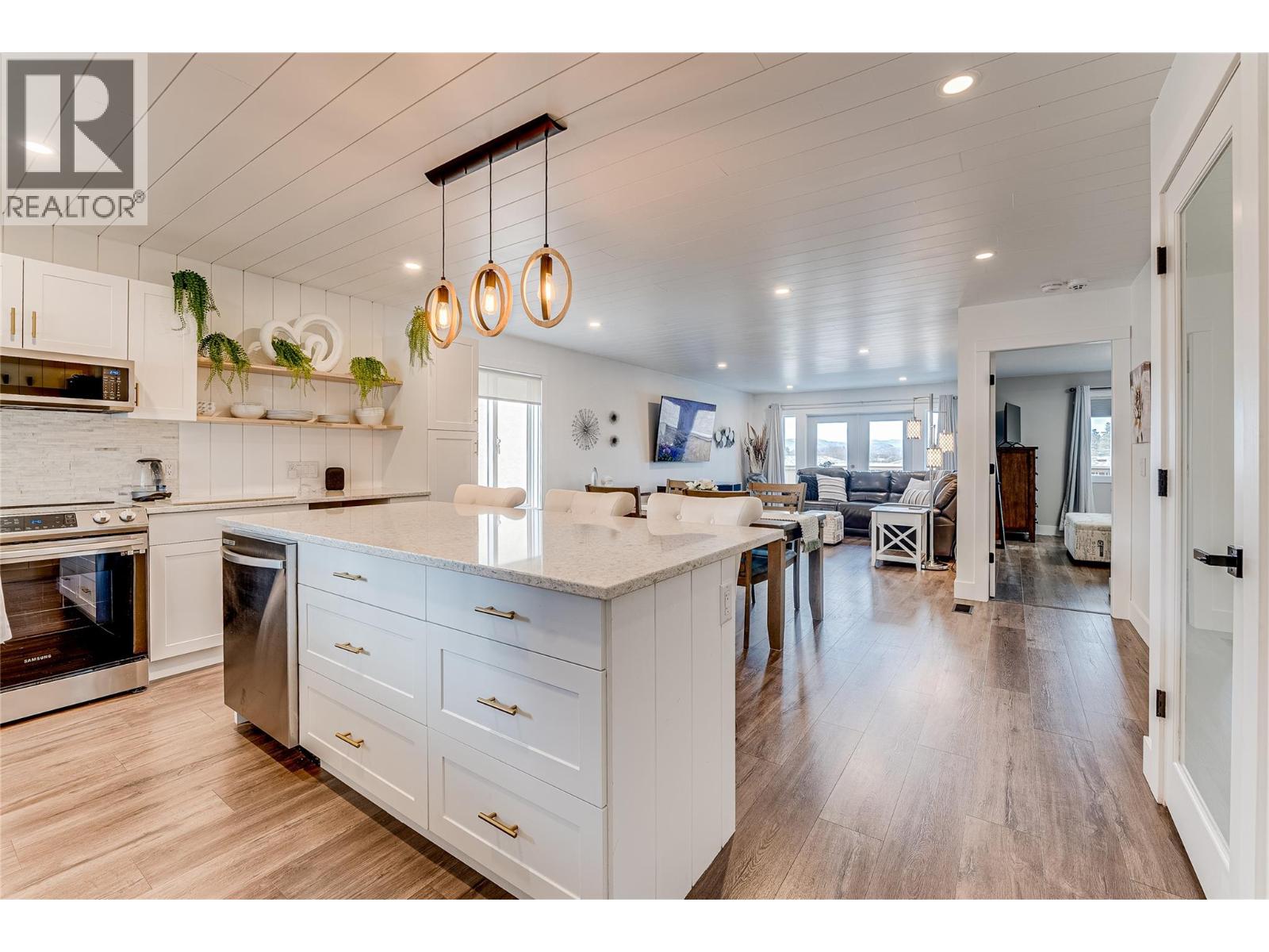 3930 20 Street Unit# 4