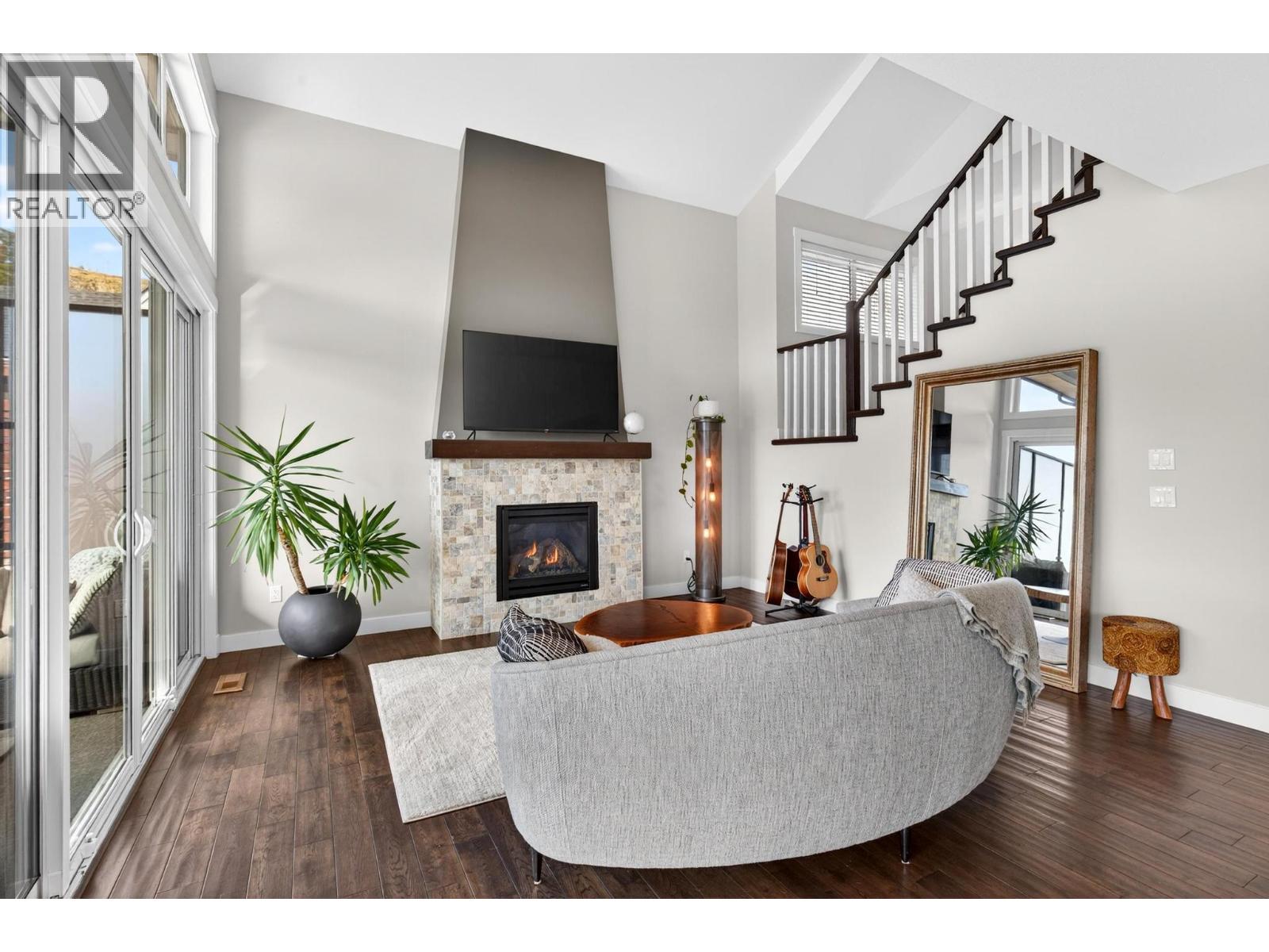 1894 Hidden Lake Place