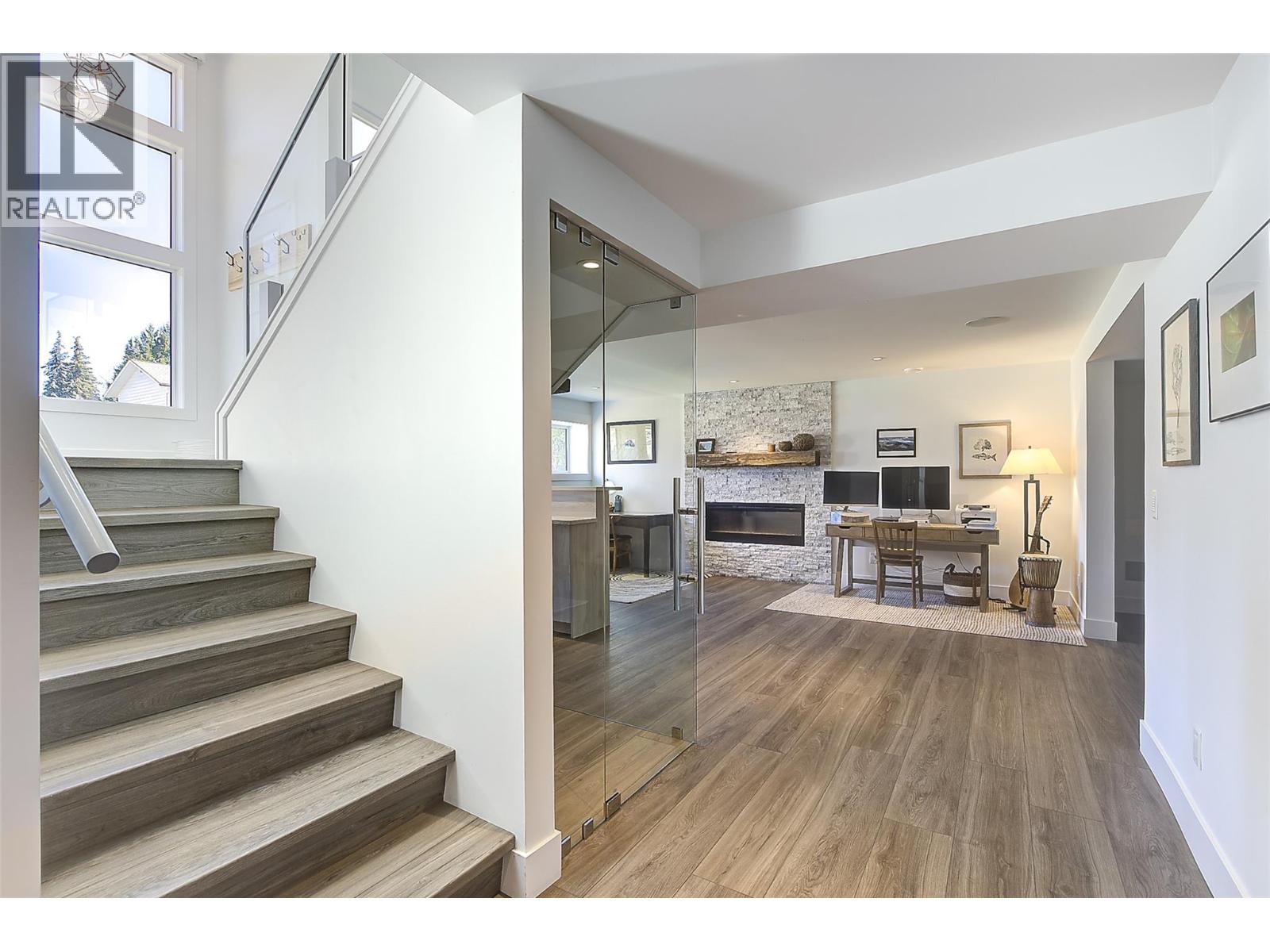 4354 Kensington Drive