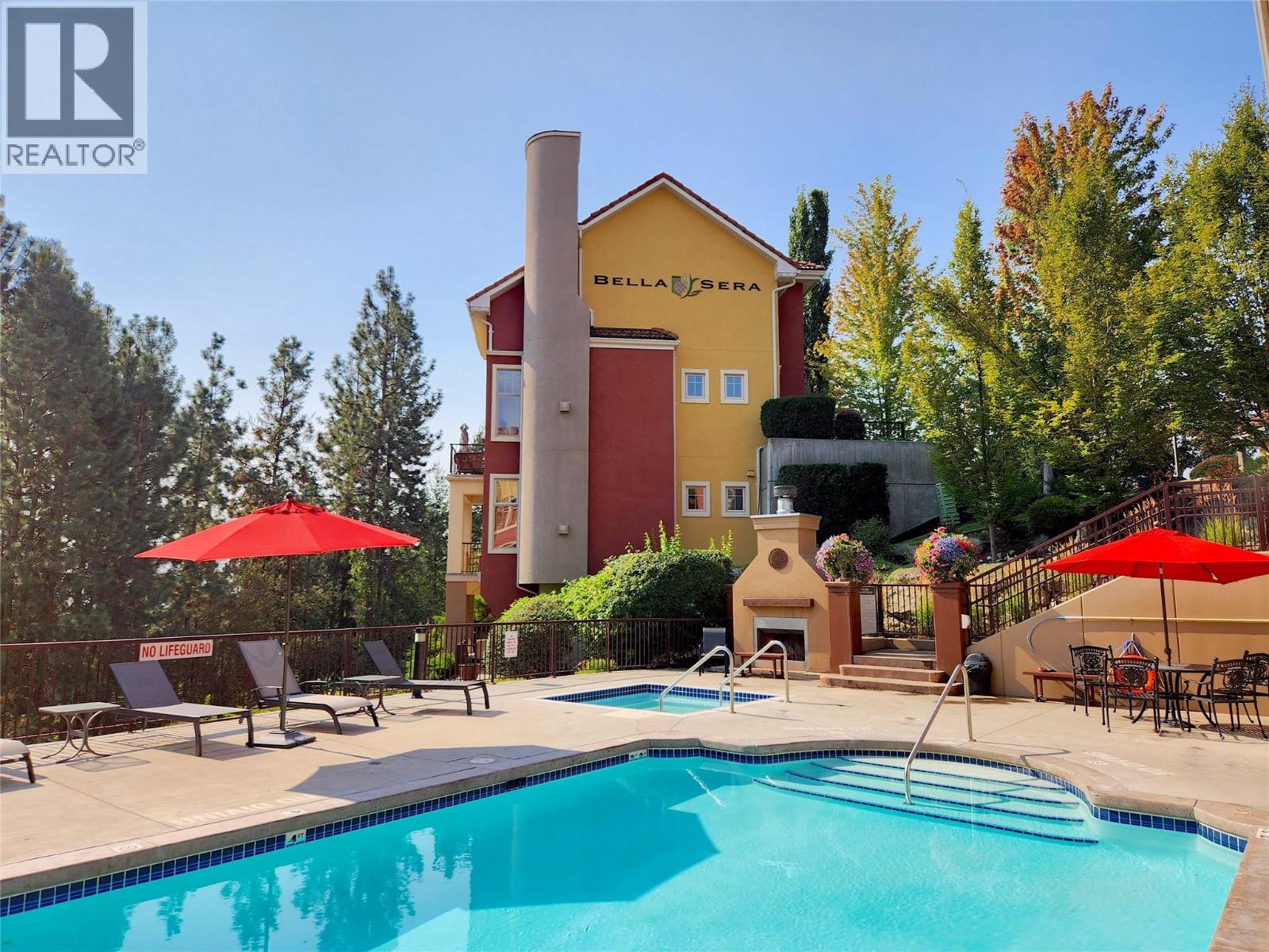 1795 Country Club Drive Unit# 105