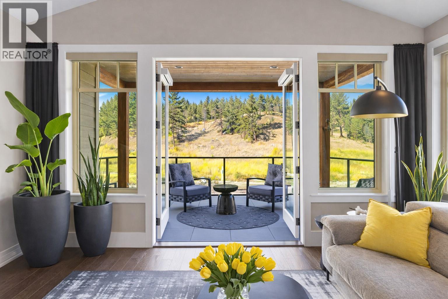 4000 Redstone Crescent Unit# 221