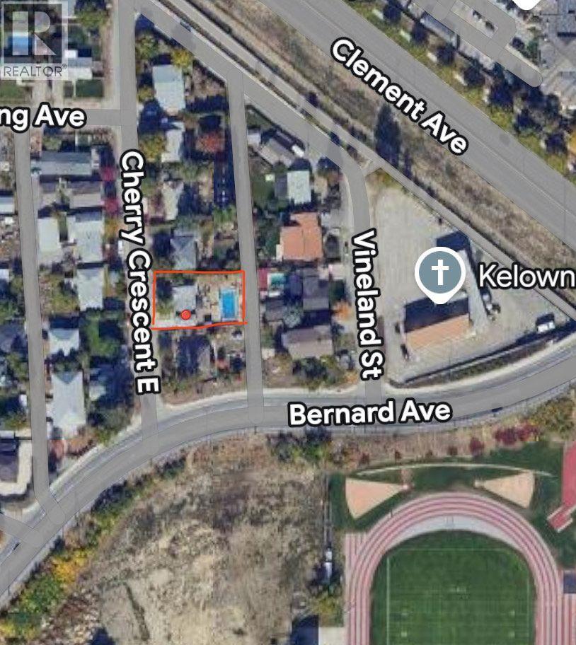 1413 Cherry Crescent