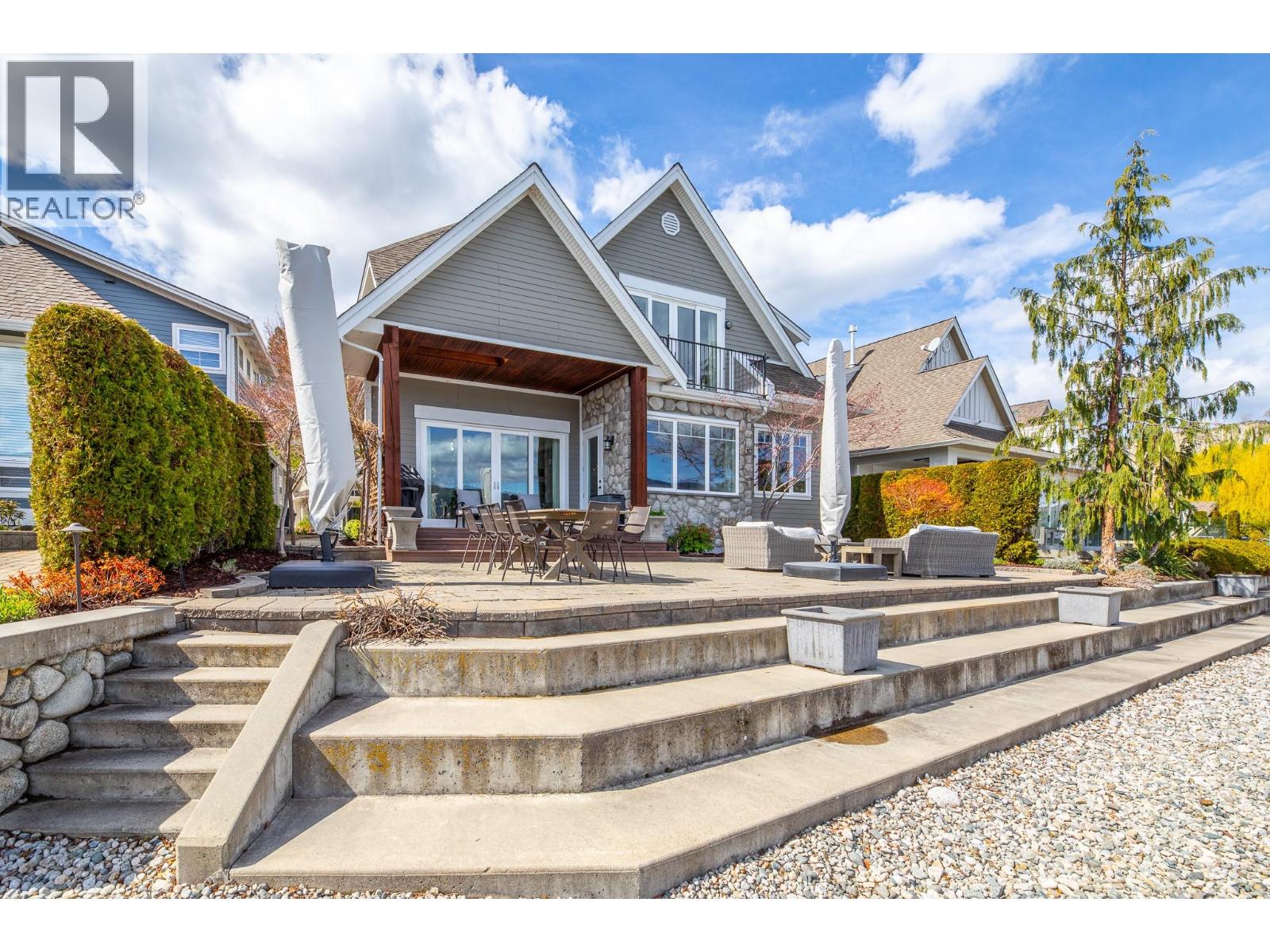 15419 Lakeshore Drive N Unit# 11