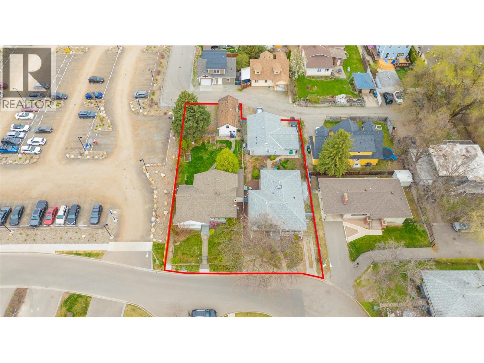 588/598 Royal Avenue