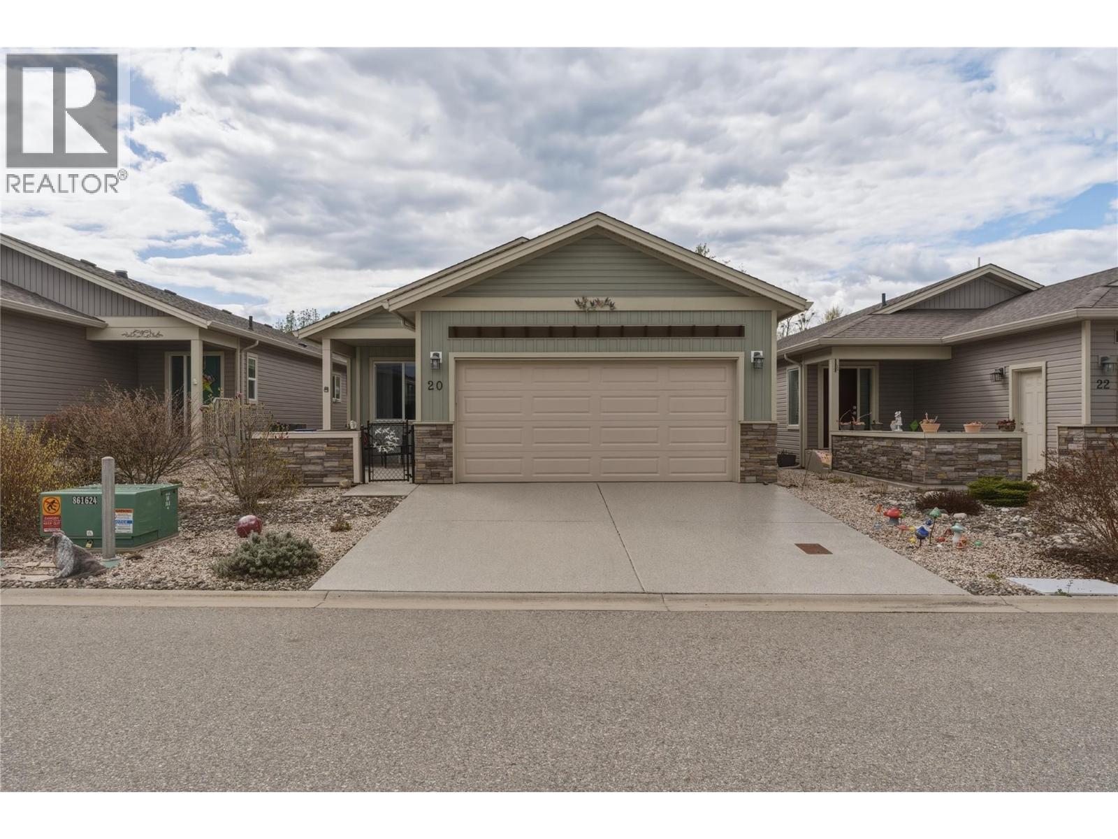 2100 55 Avenue Unit# 20