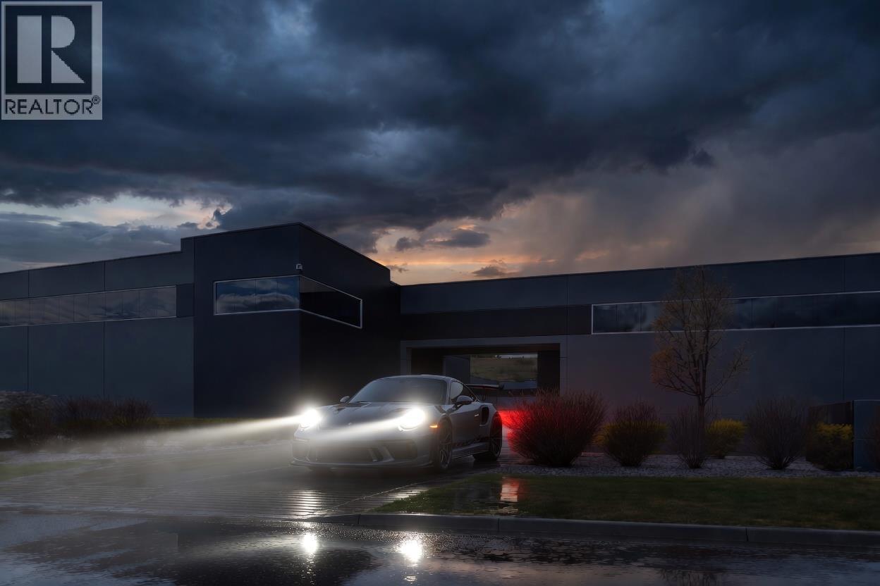 2110 Matrix Crescent Unit# 18