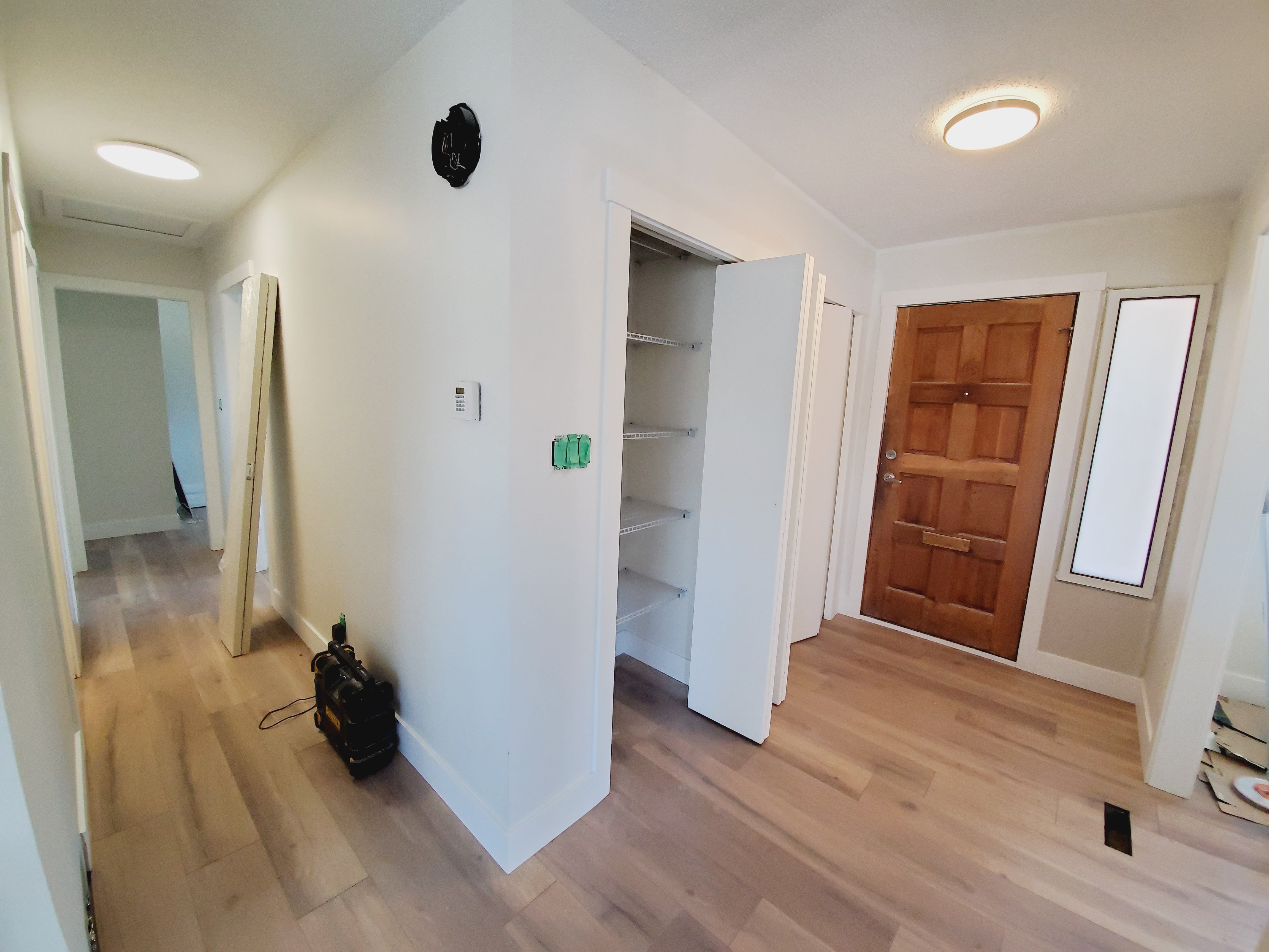 3 Bed, 1.5 Bath -  Main-level - Utilities Included