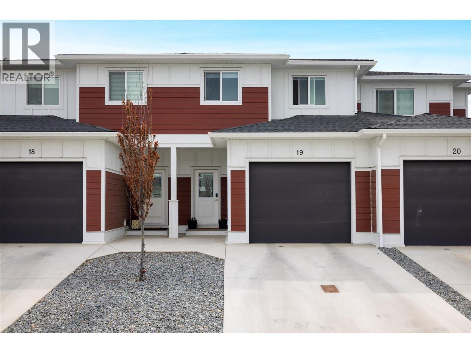 1999 15 Avenue Unit# 19