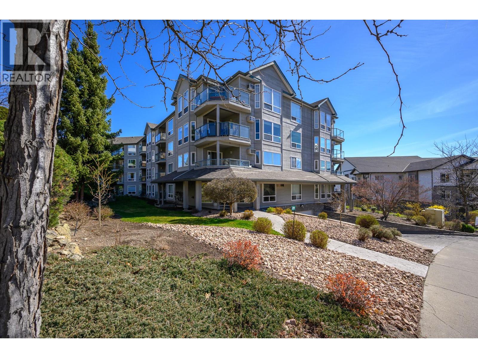 3221 Centennial Drive Unit# 402