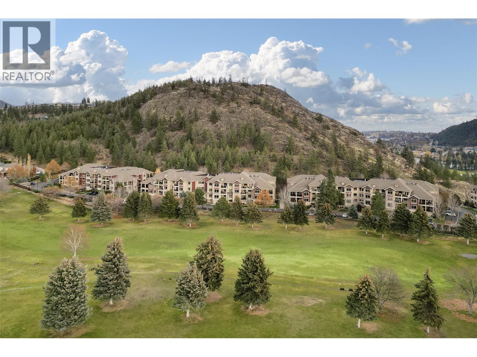 2760 Auburn Road Unit# 101