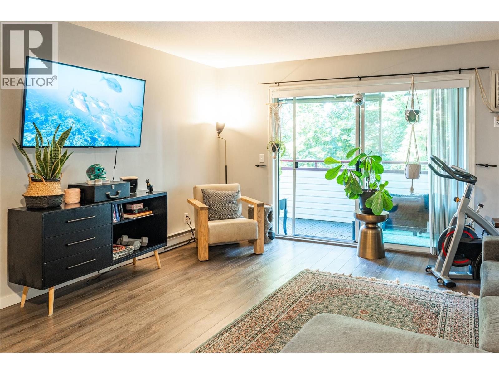240 Hollywood Road N Unit# 304