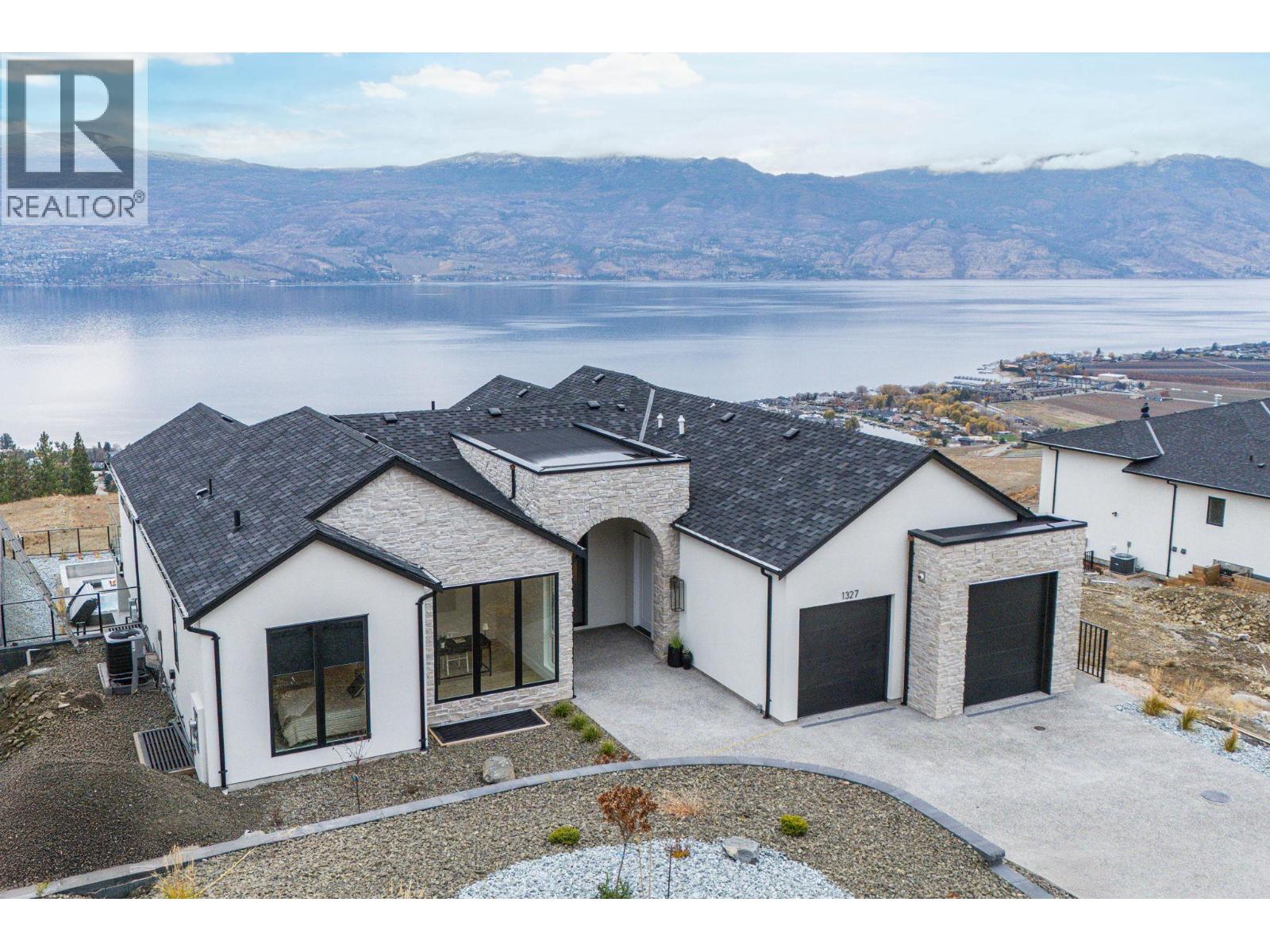1327 Vineyard Drive