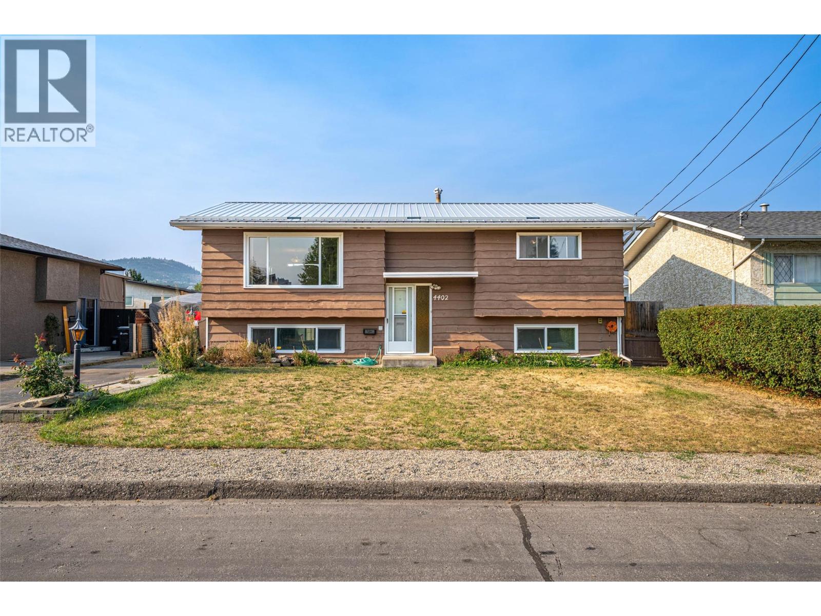 4402 16 Avenue Lot# 7