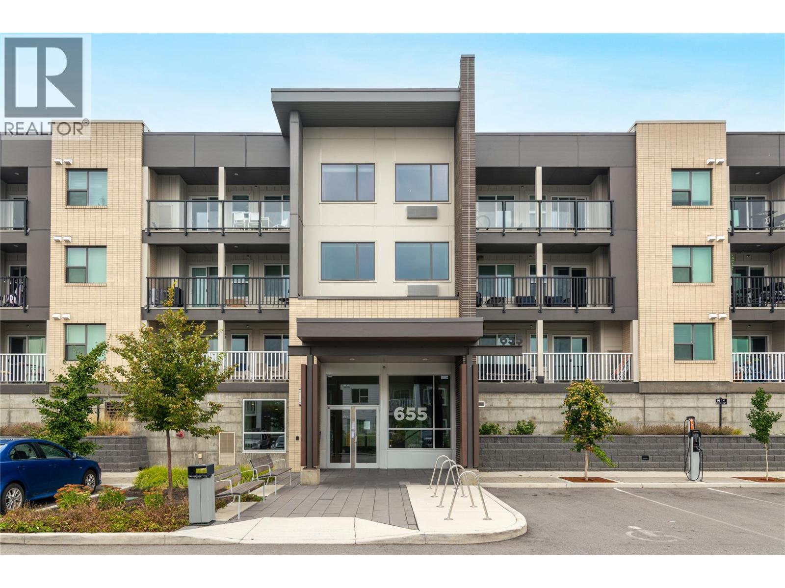 655 Academy Way Unit# 107