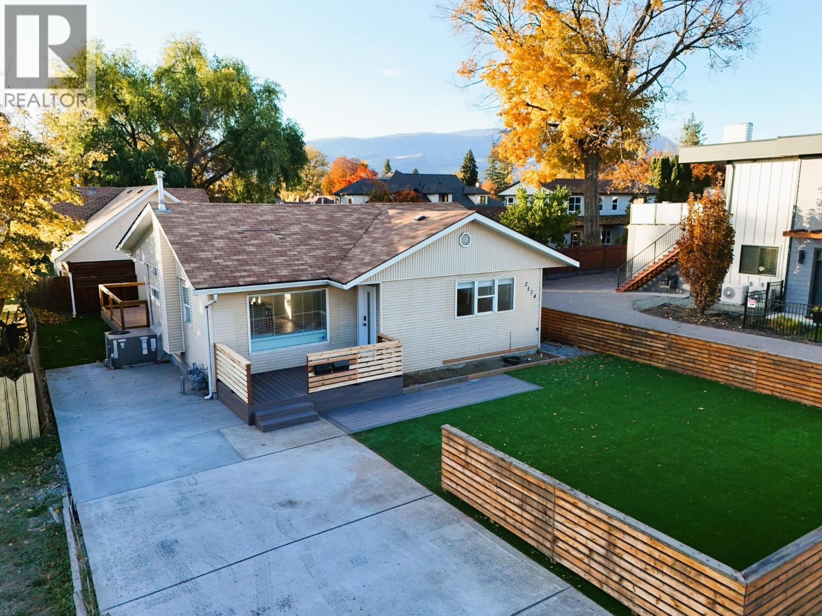 2174 Richter Avenue