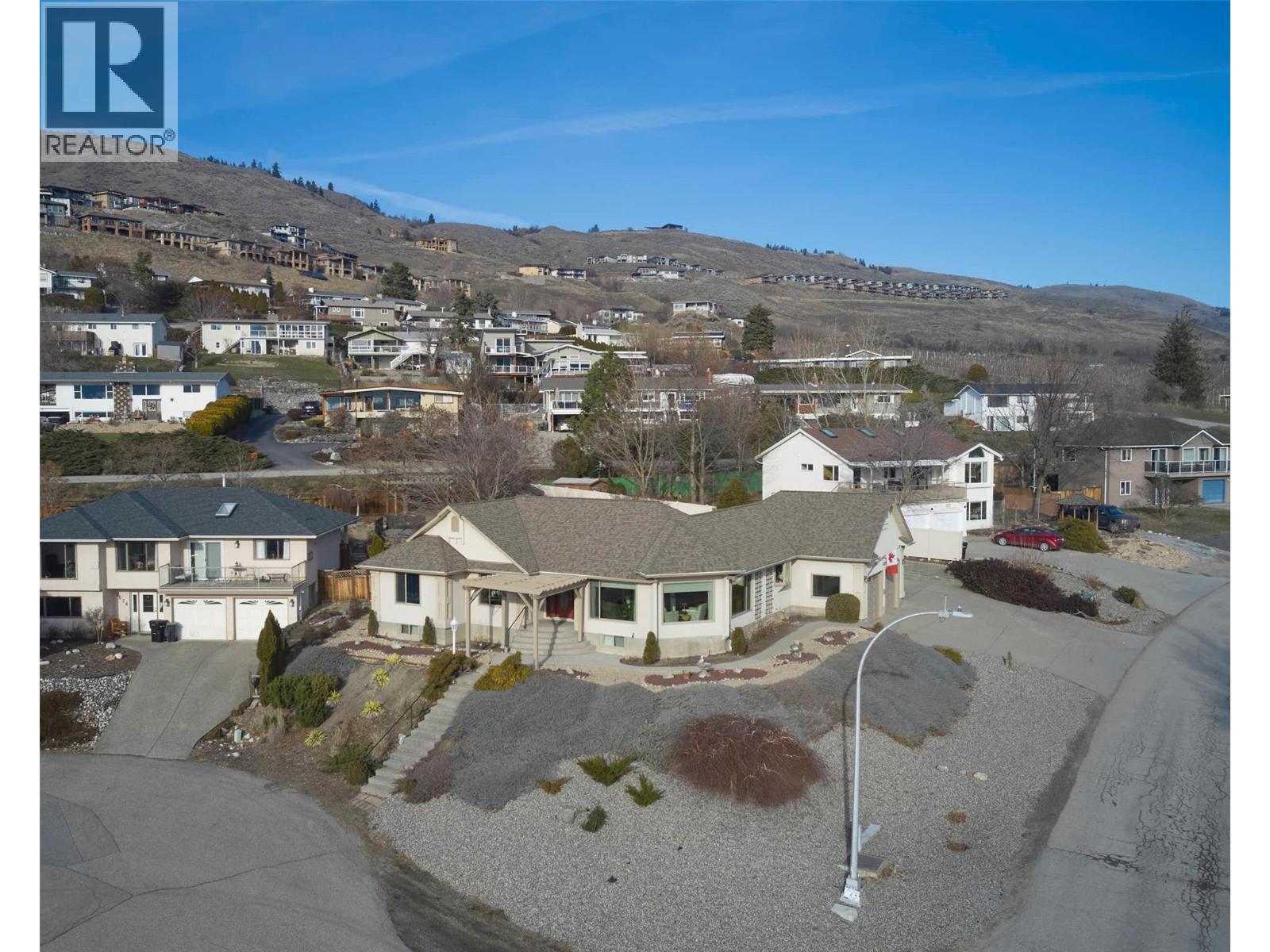 7020 Lakeridge Drive