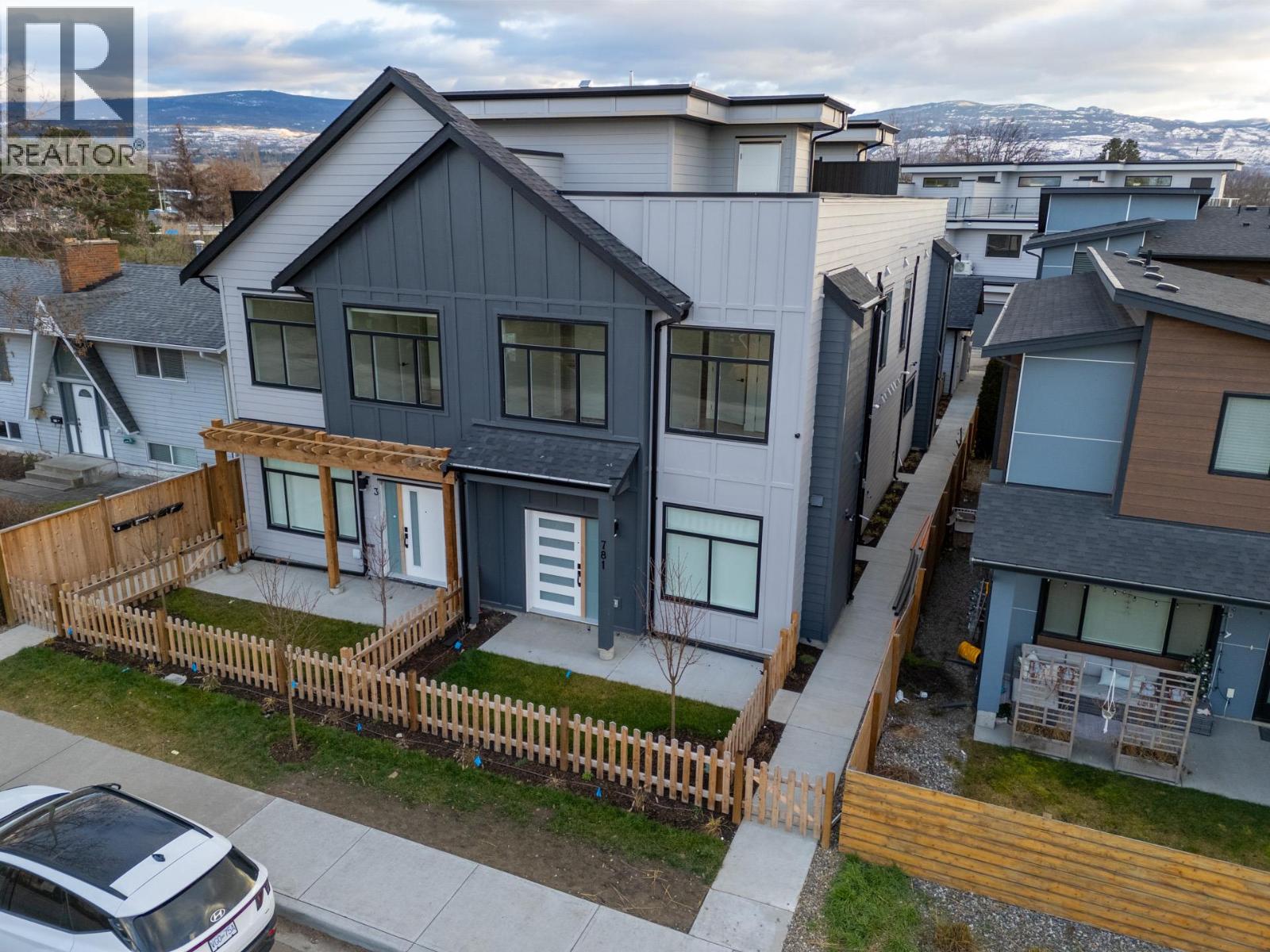 781 Raymer Avenue Unit# 2